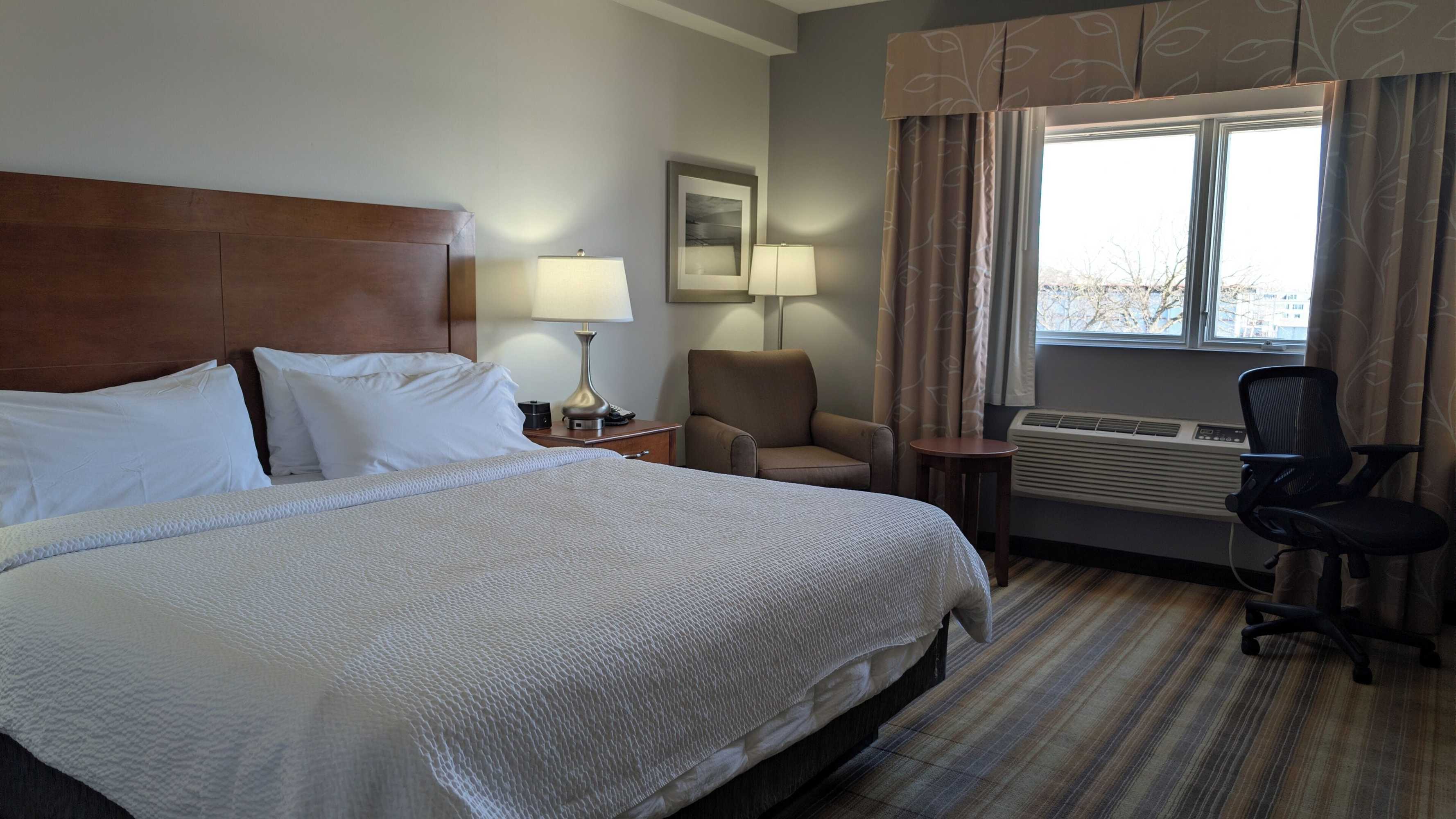 Gift card for Harbor Pointe Inn Phl Airport