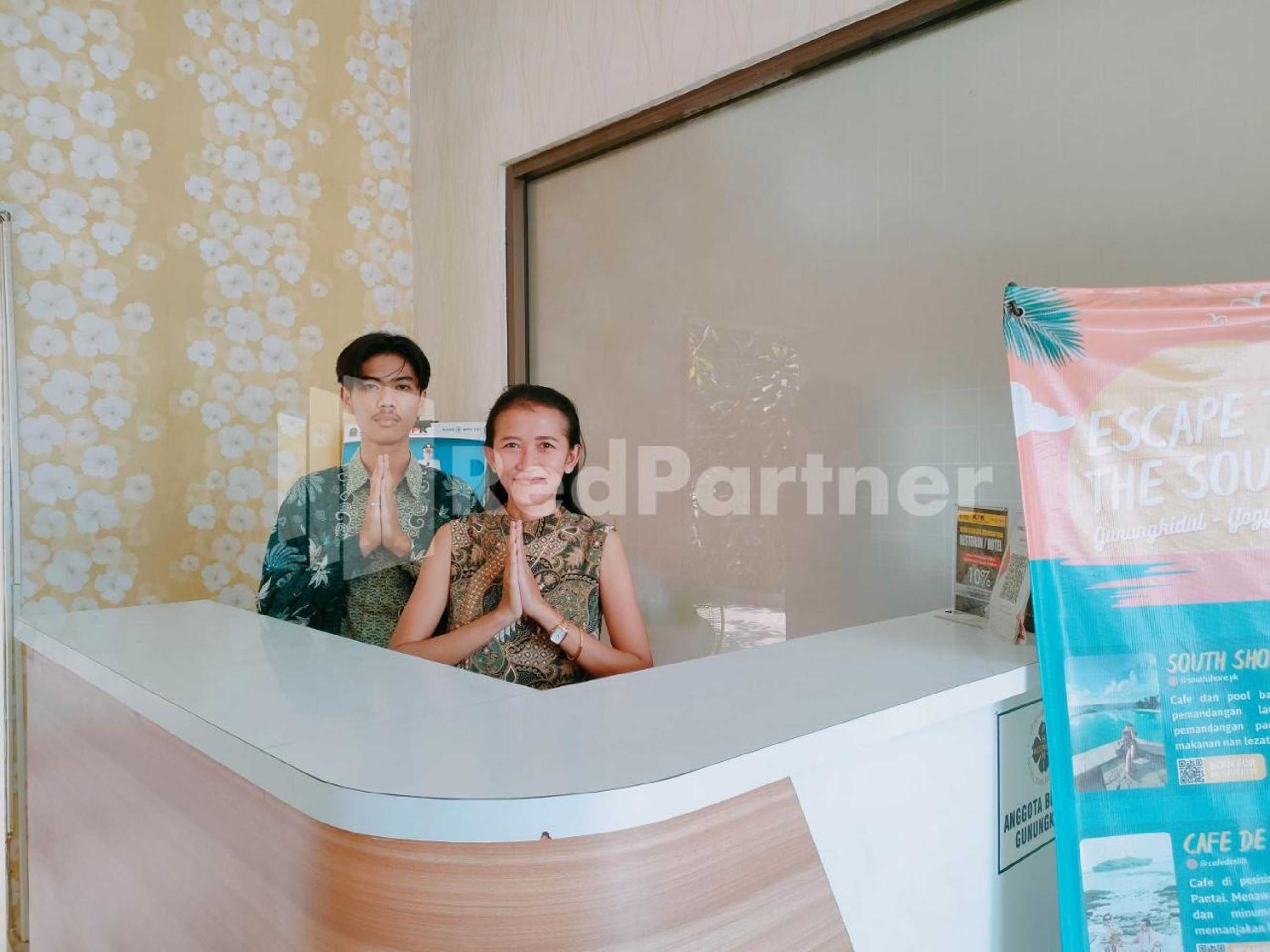 Gift card for Calida Hotel Mitra Reddoorz Near Alun Alun Wonosari