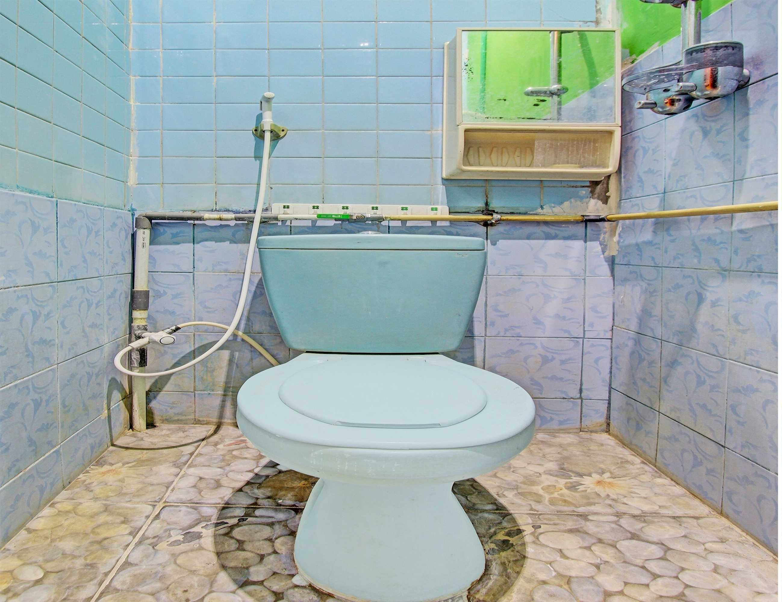 Gift card for Oyo 93209 Guest House Cemara 3