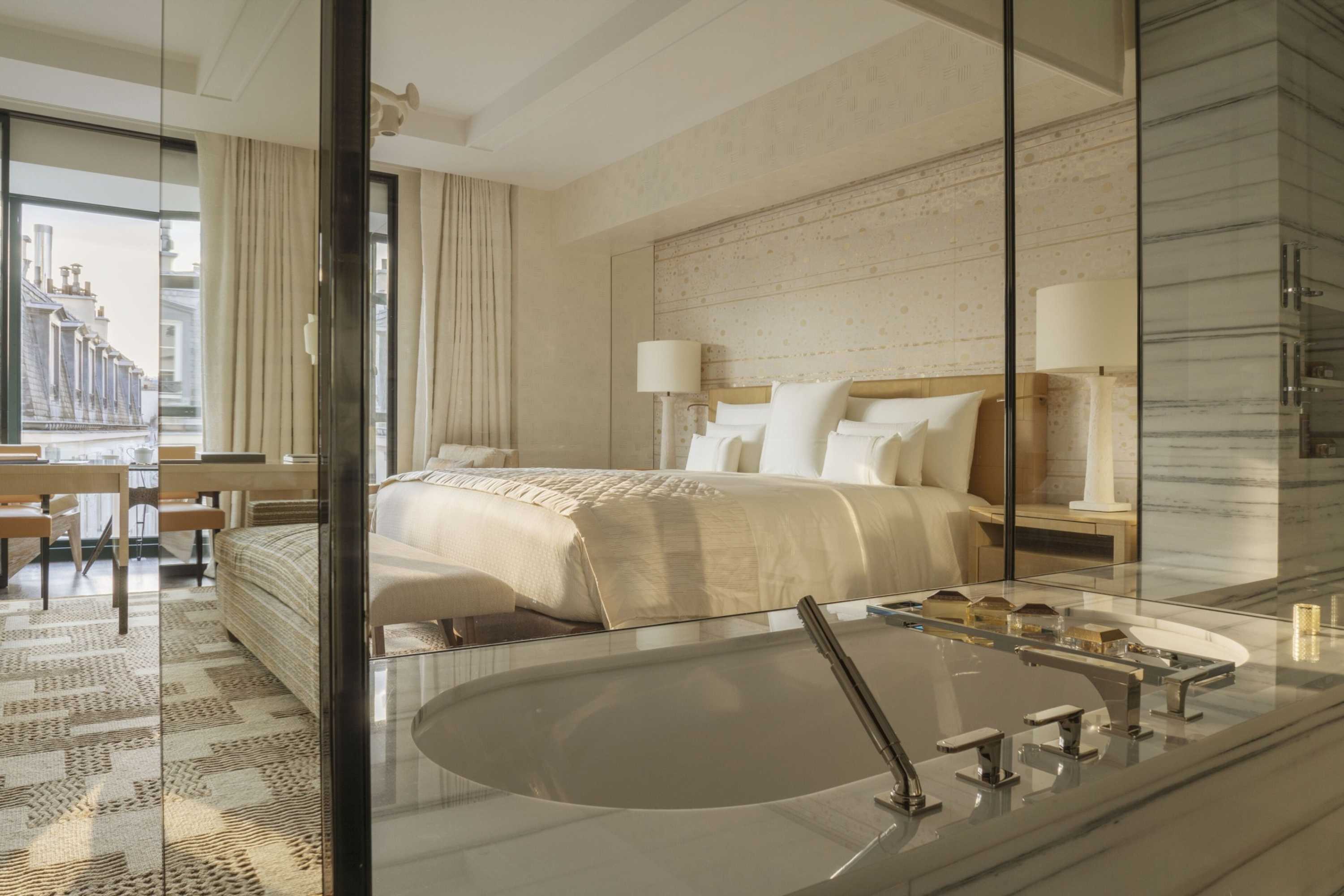 Gift card for Cheval Blanc Paris & Dior Spa Cheval Blanc Paris Gift card for Cheval Blanc Paris & Dior Spa Cheval Blanc Paris