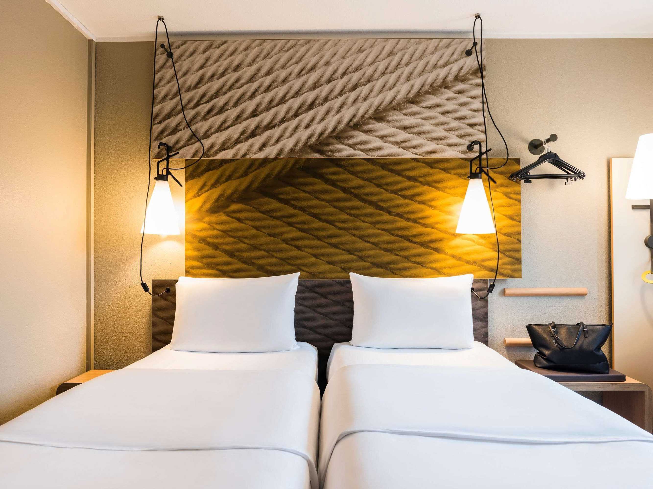 Gift card for Ibis Heidelberg Hauptbahnhof Gift card for Ibis Heidelberg Hauptbahnhof