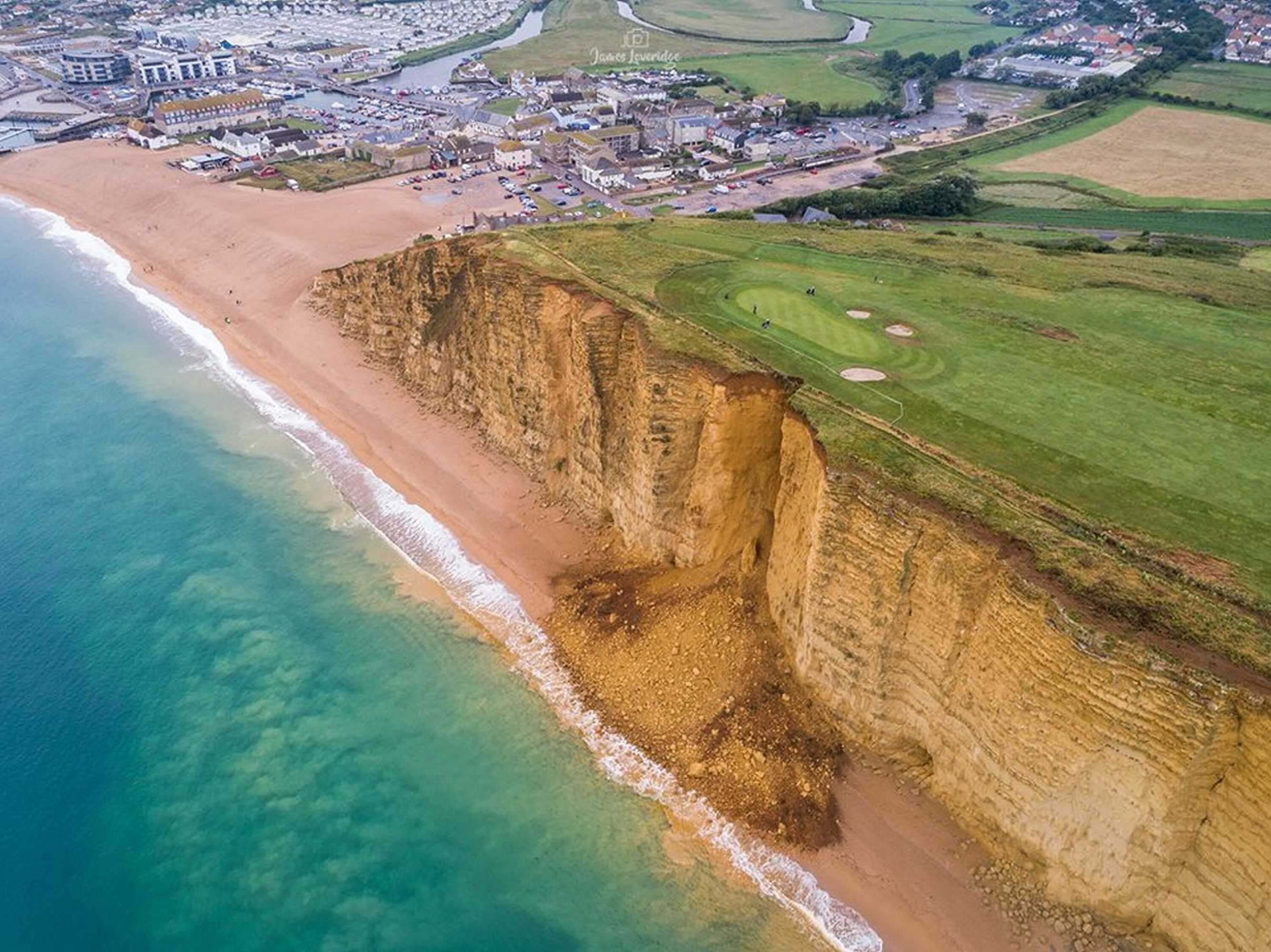 Gift card for Small Snug En-Suite With Stunning Views Near Lyme Regis Gift card for Small Snug En-Suite With Stunning Views Near Lyme Regis