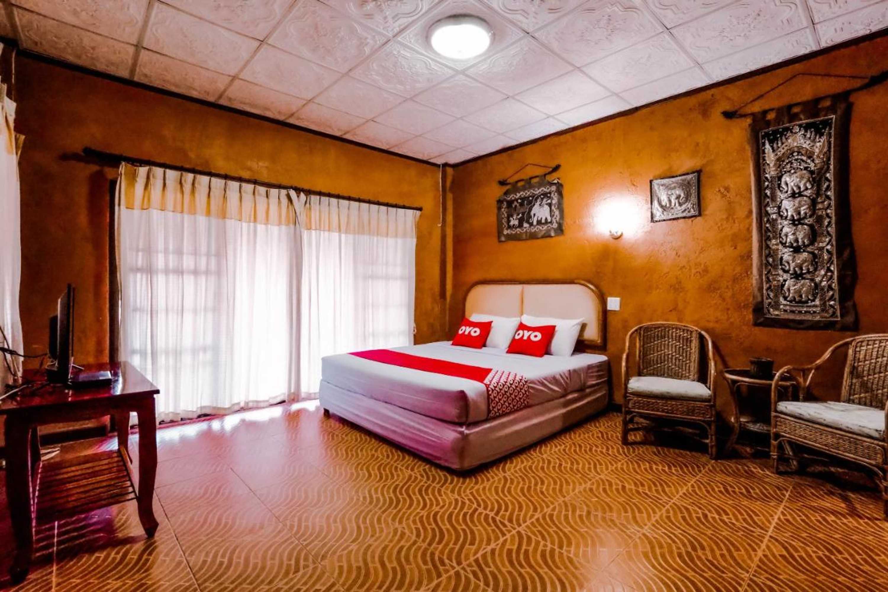 Gift card for Oyo 490 Chiangsan Golden Land Resort2