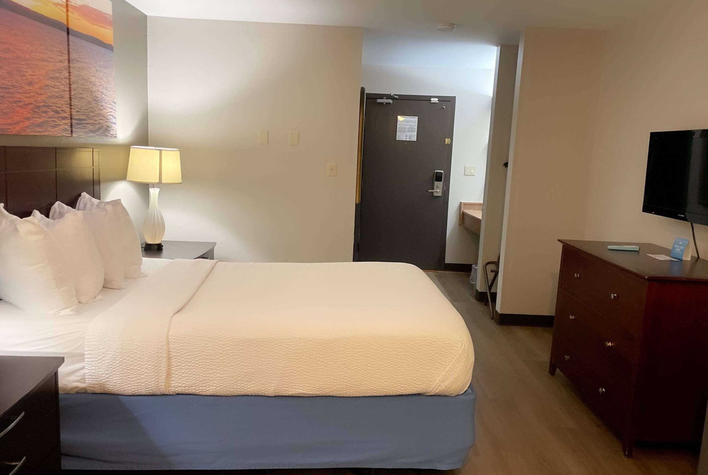 Gift card for Days Inn & Suites by Wyndham Stevens Point Gift card for Days Inn & Suites by Wyndham Stevens Point