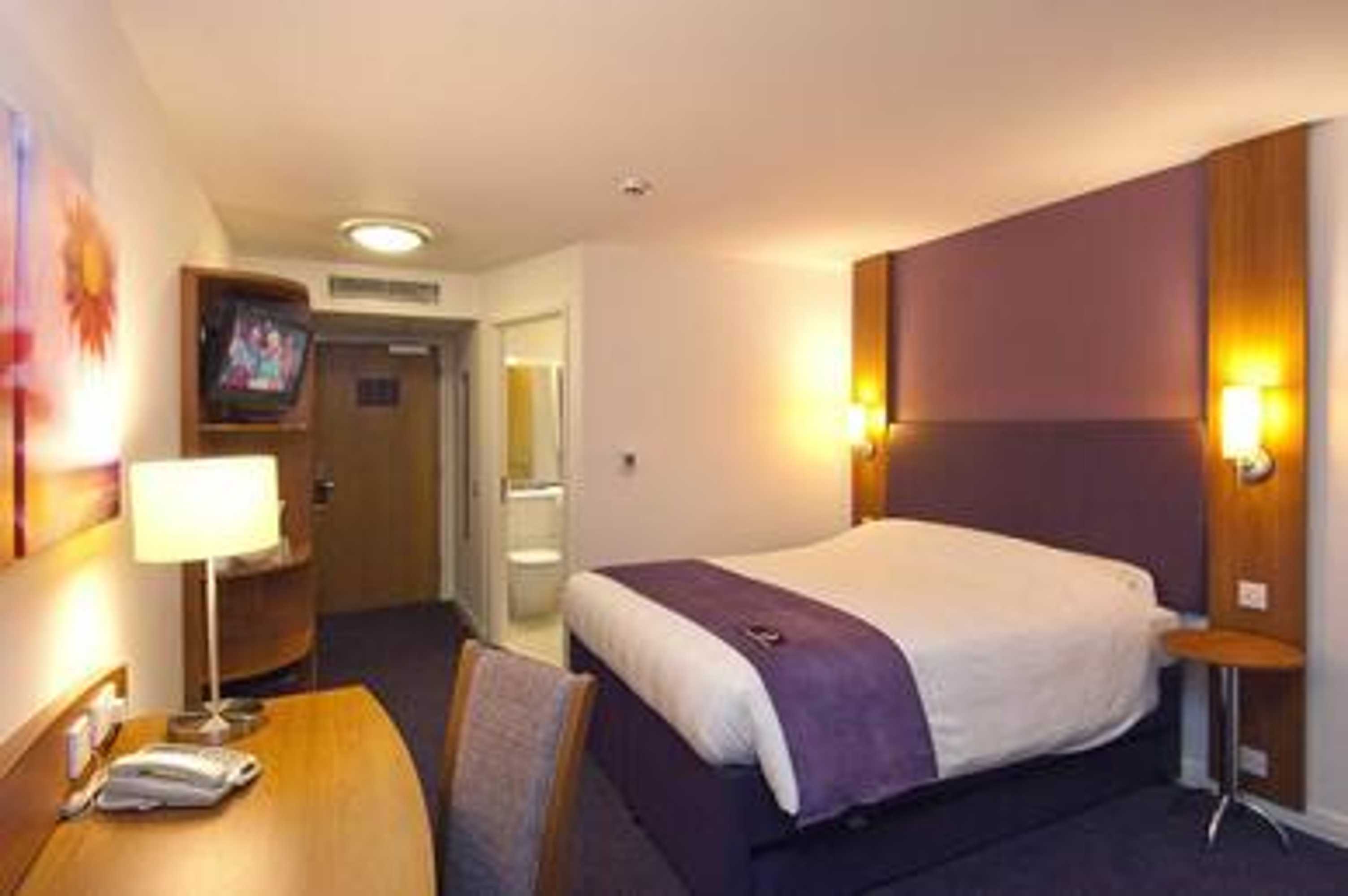 Gift card for Premier Inn Manchester Trafford Centre West Gift card for Premier Inn Manchester Trafford Centre West
