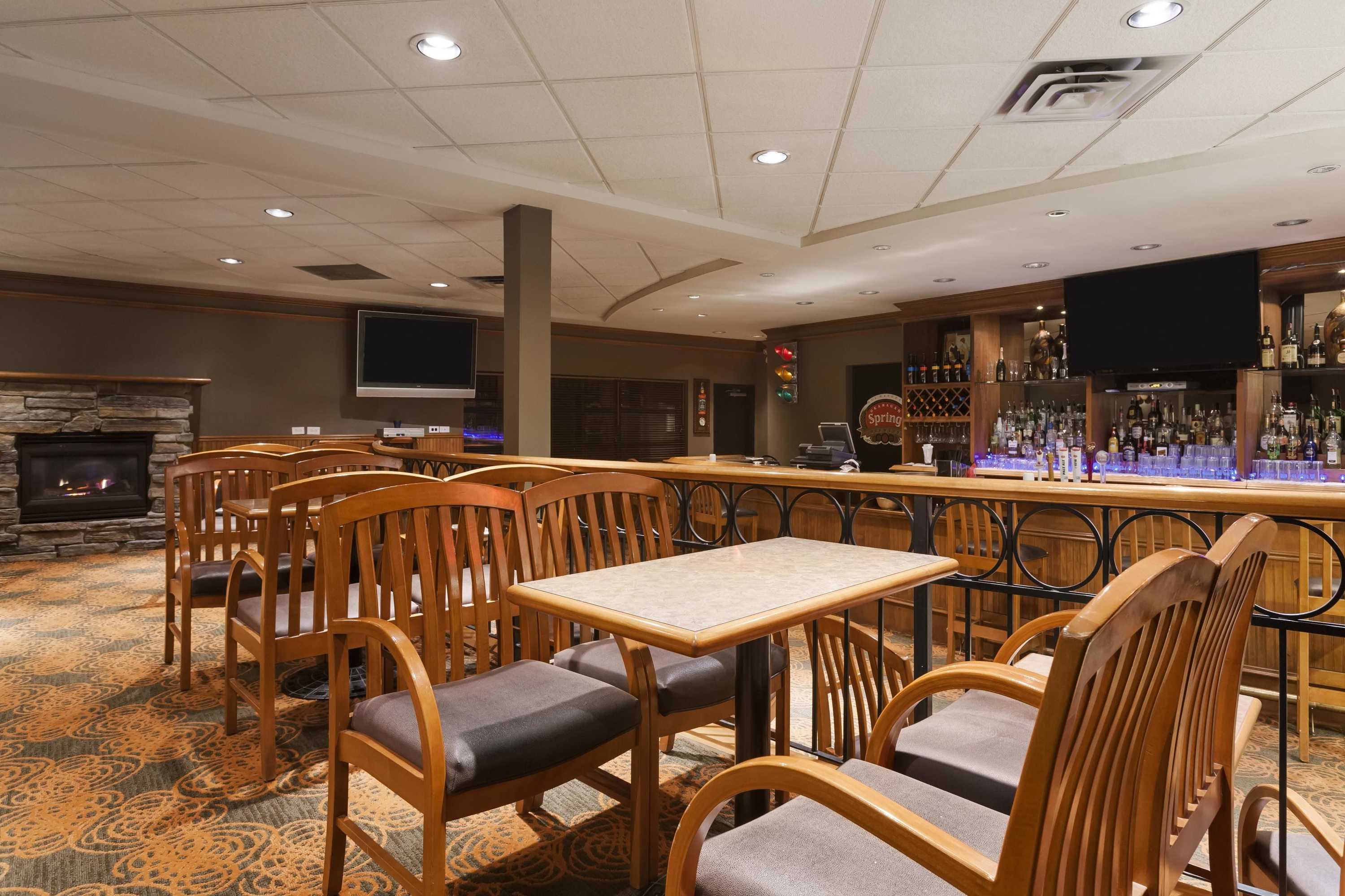 Gift card for Poco Inn And Suites Hotel & Conference Centre Gift card for Poco Inn And Suites Hotel & Conference Centre