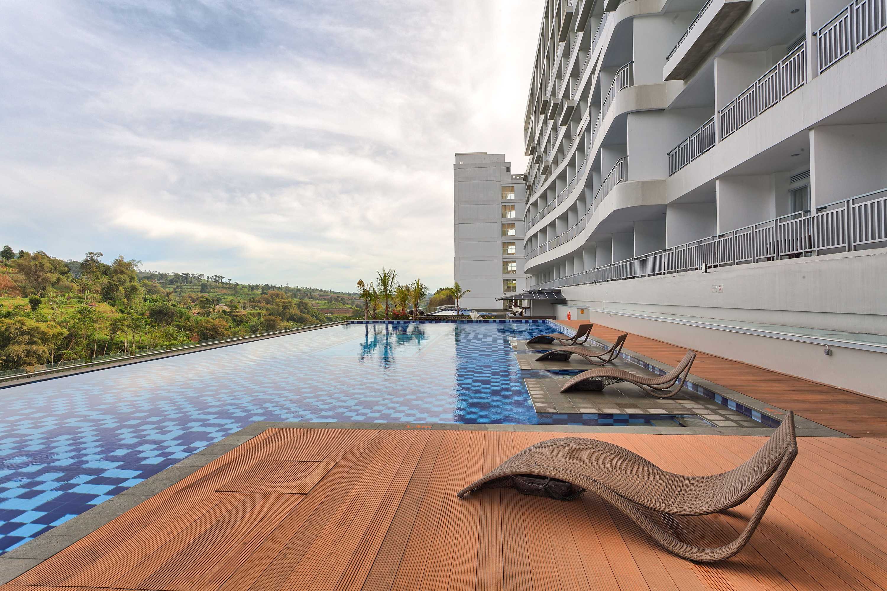 Gift card for Le Eminence Hotel Convention & Resort Ciloto - Puncak Gift card for Le Eminence Hotel Convention & Resort Ciloto - Puncak