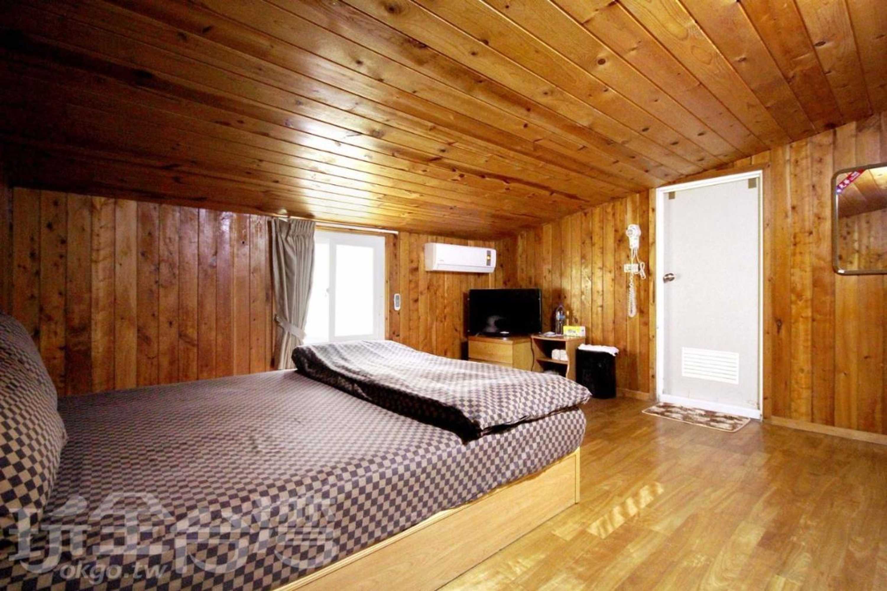 Gift card for Double Lake Villa