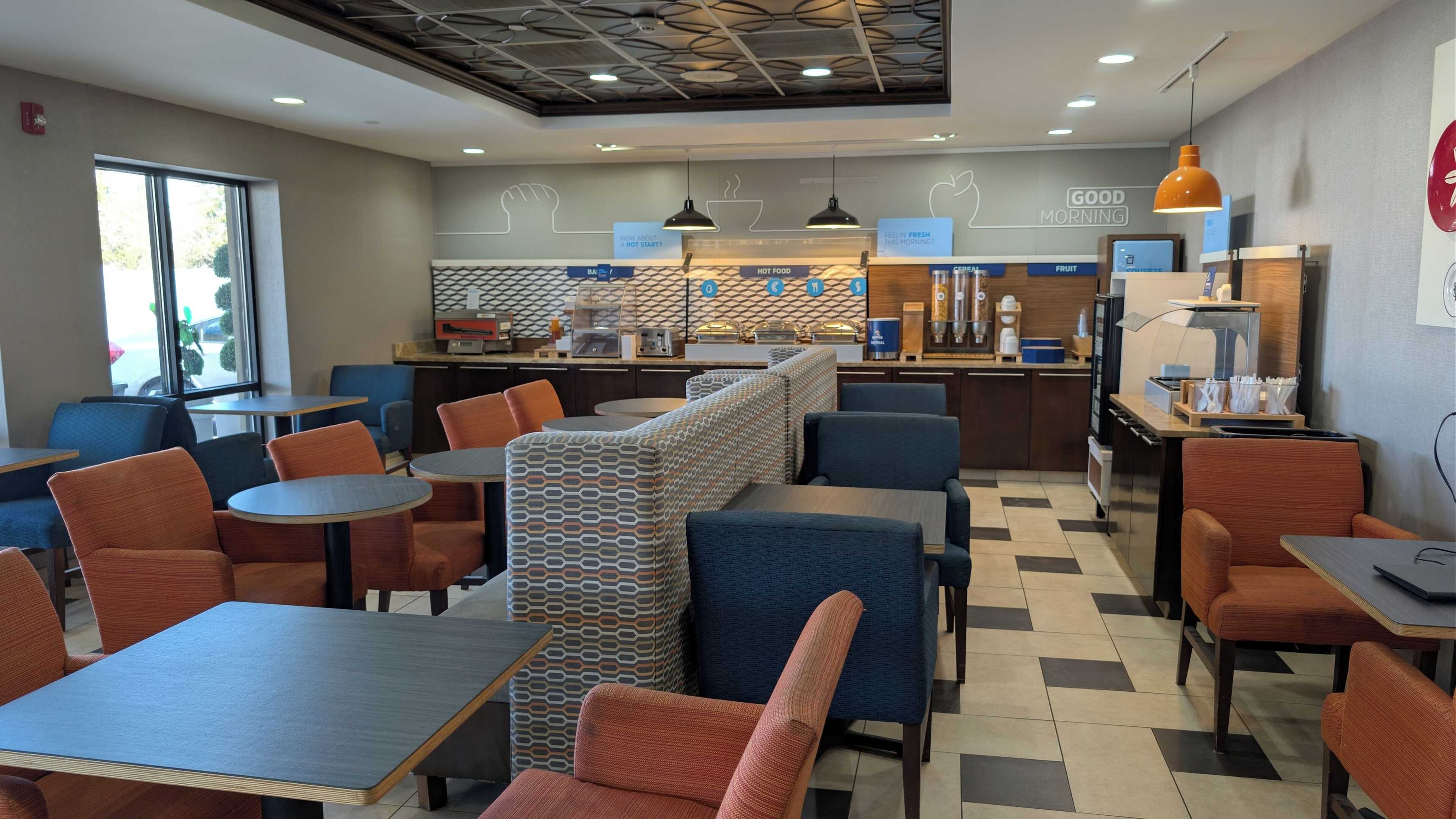 Gift card for Harbor Pointe Inn Phl Airport