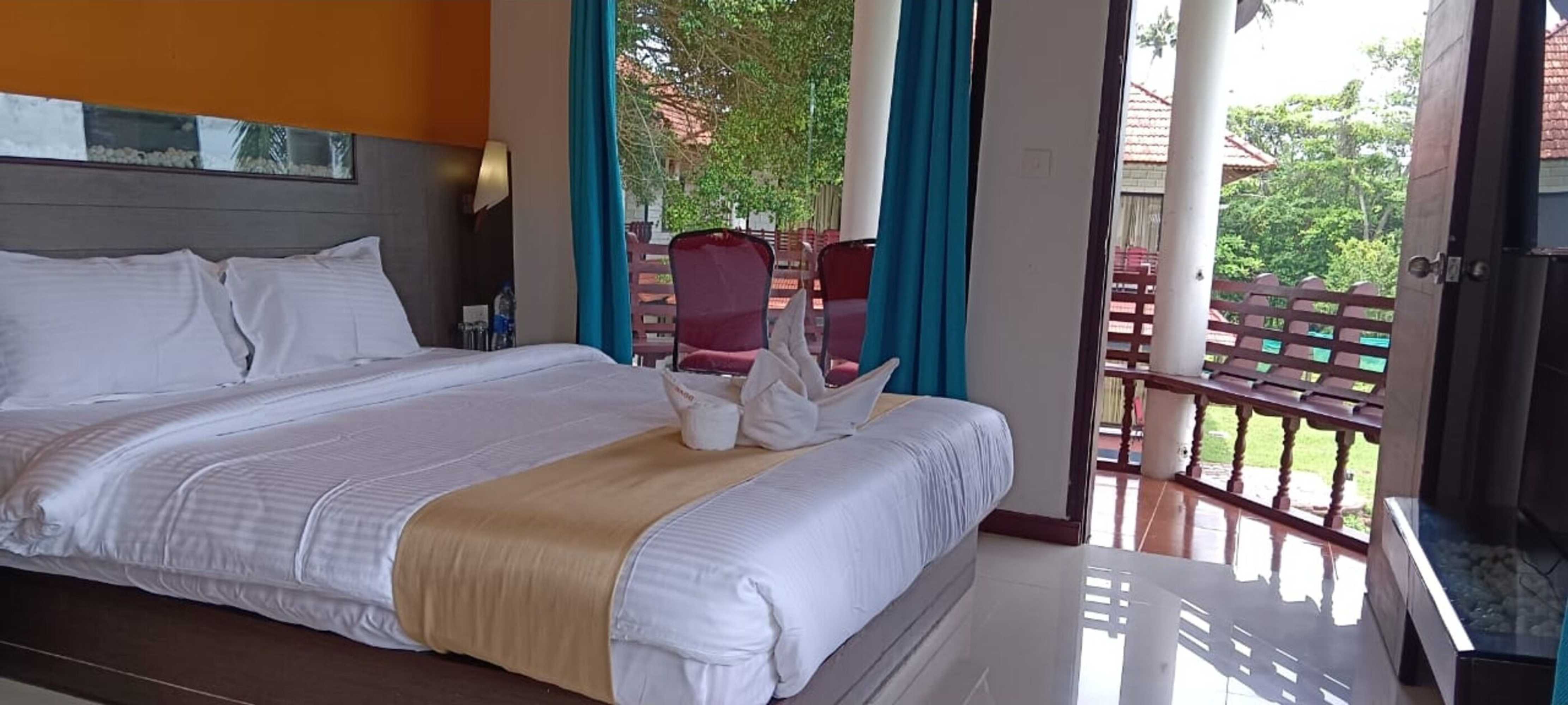 Gift card for Goldfield Club & Lake Resort, Kumarakom Gift card for Goldfield Club & Lake Resort, Kumarakom