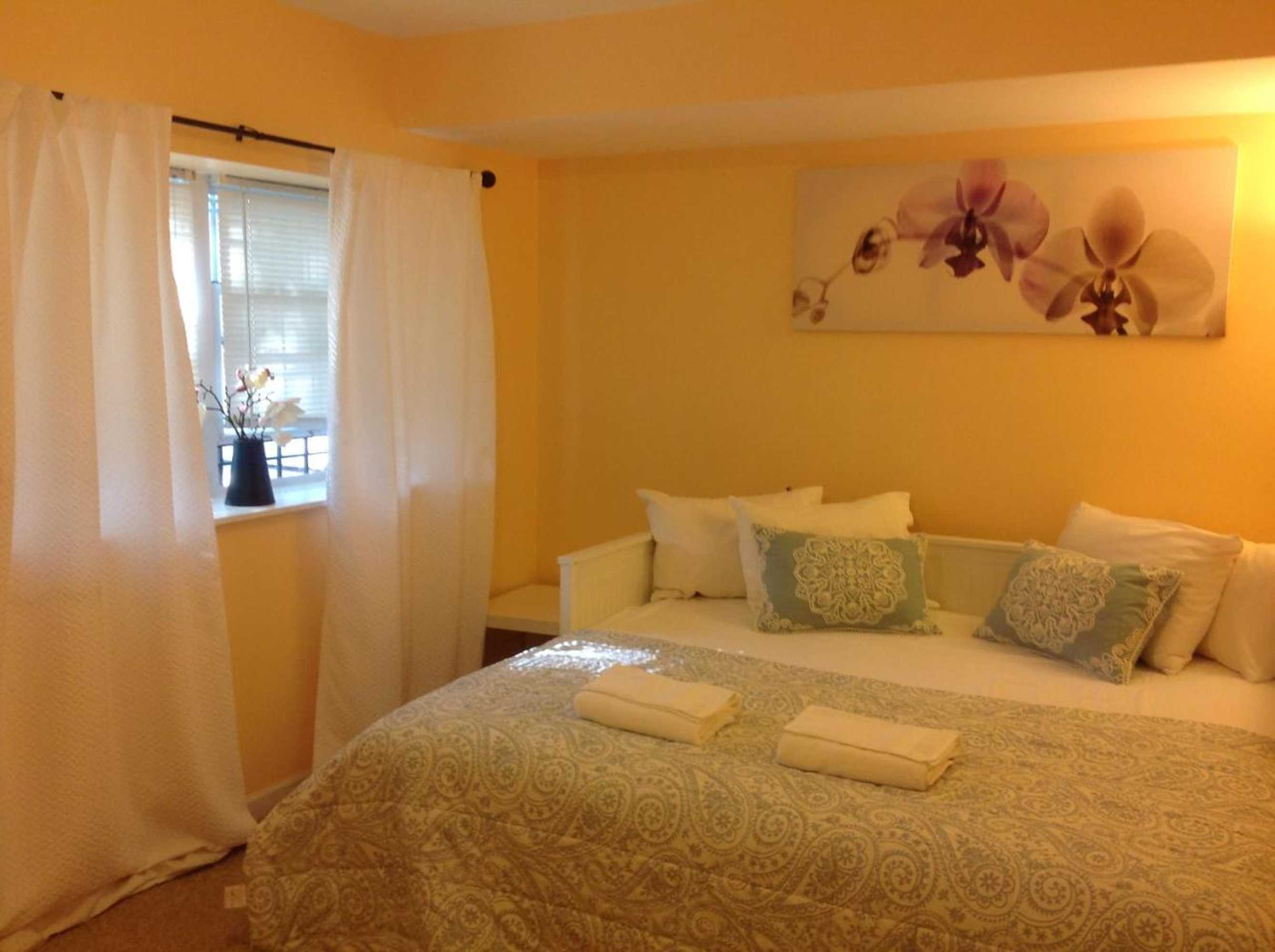 Gift card for Mojoy Homesuites At Runyon