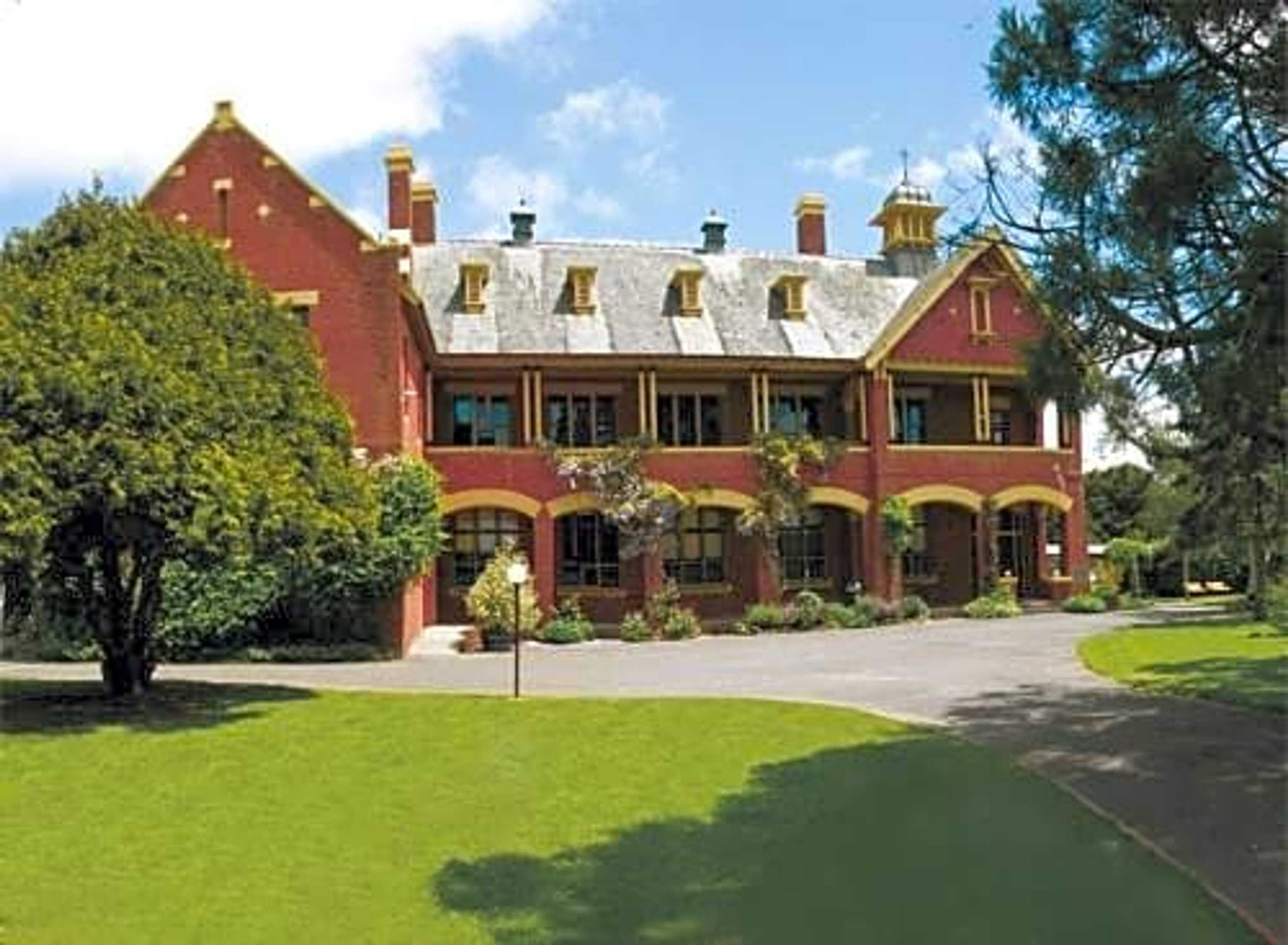 Gift card for Club Wyndham Ballarat, Trademark Collection by Wyndham Gift card for Club Wyndham Ballarat, Trademark Collection by Wyndham