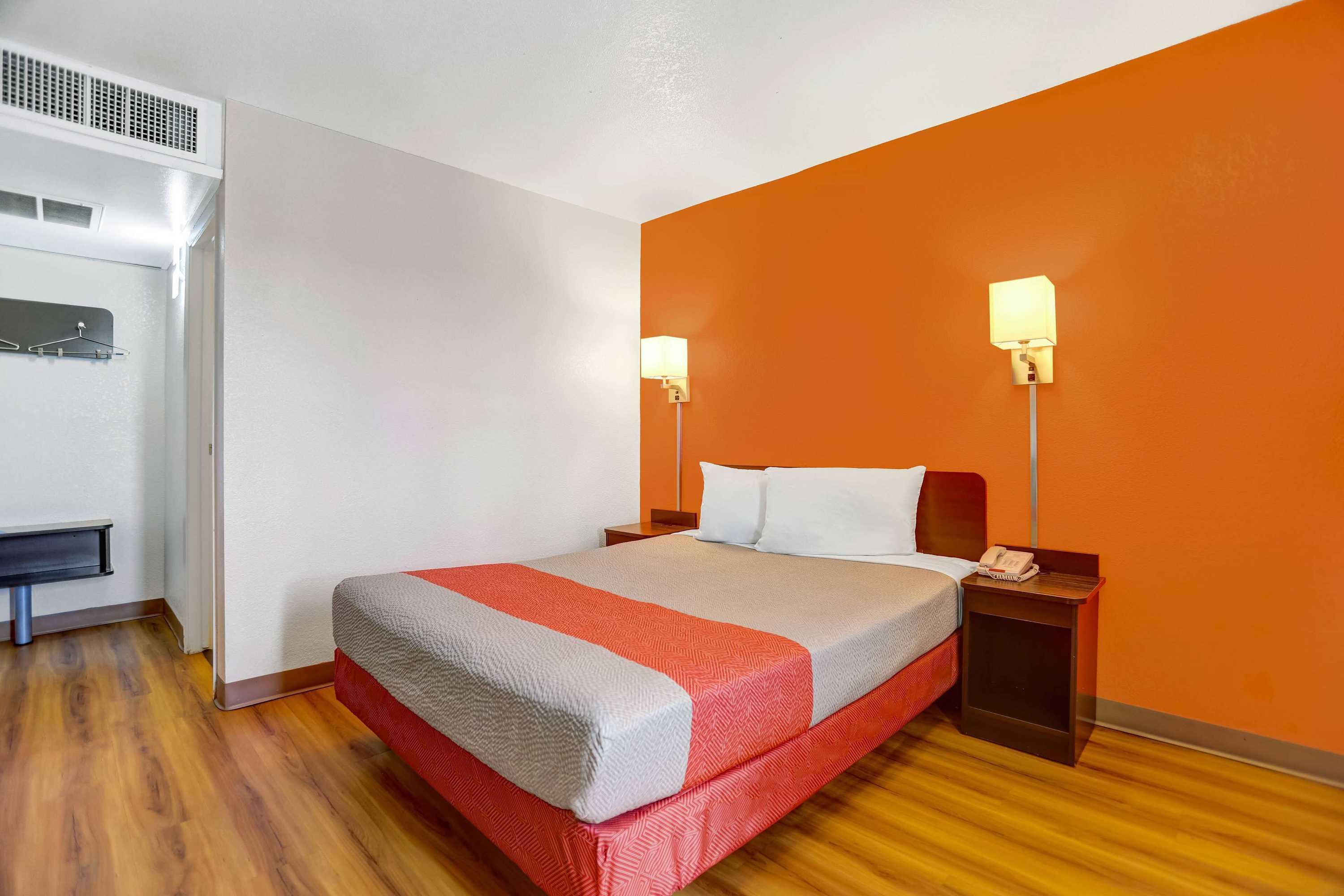 Gift card for Motel 6 Grants, NM Gift card for Motel 6 Grants, NM