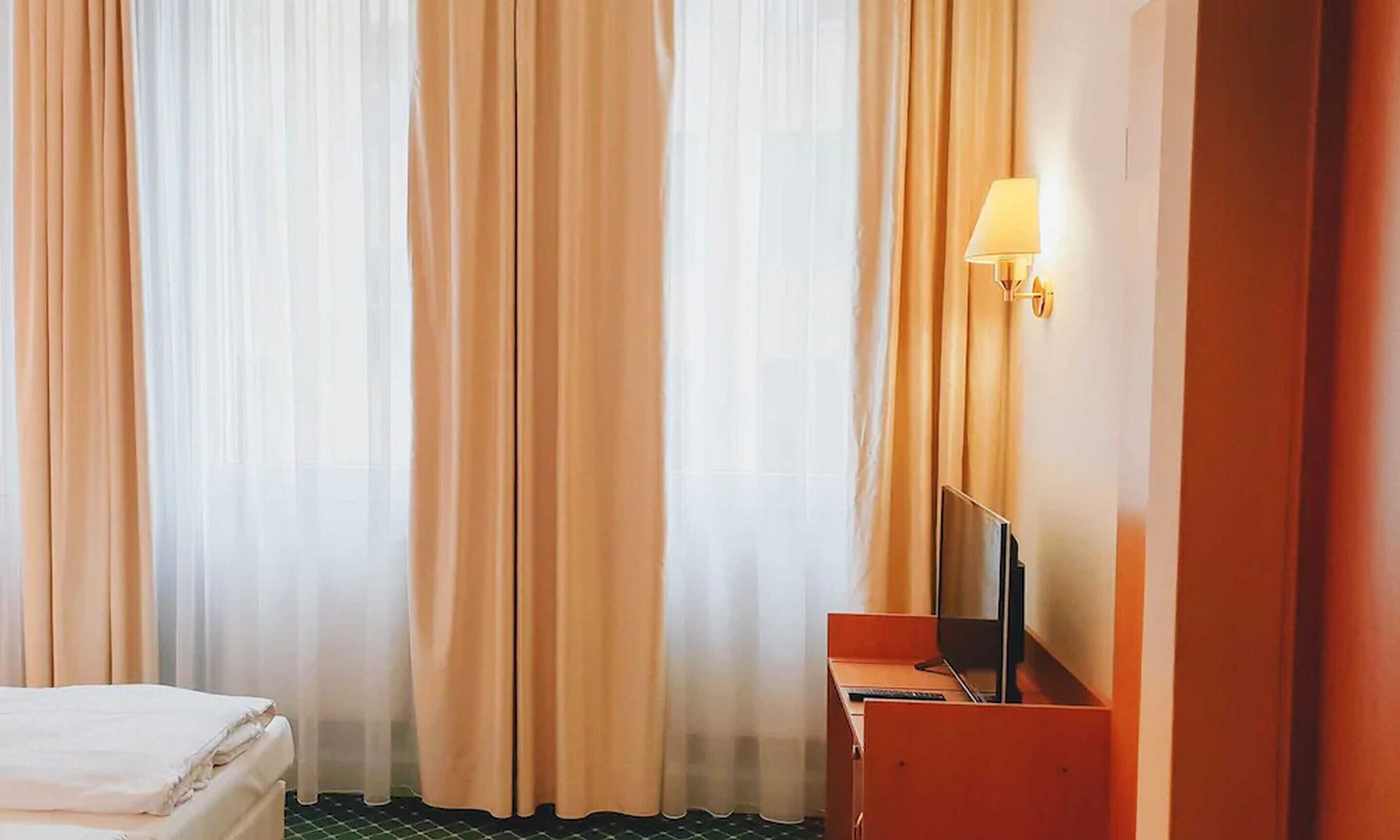 Gift card for Hotel Helle Mitte Berlin Gift card for Hotel Helle Mitte Berlin