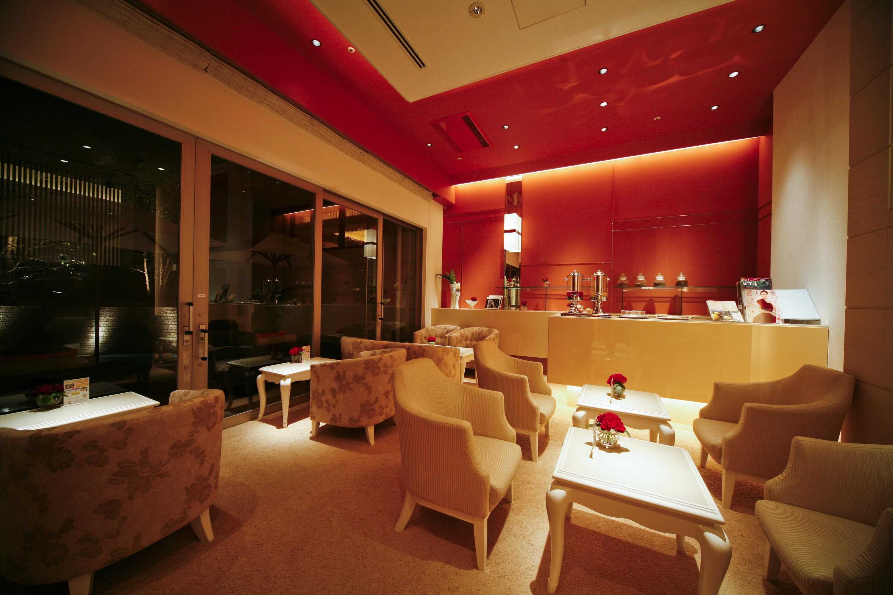 Gift card for Hotel La Suite Kobe Harborland Gift card for Hotel La Suite Kobe Harborland