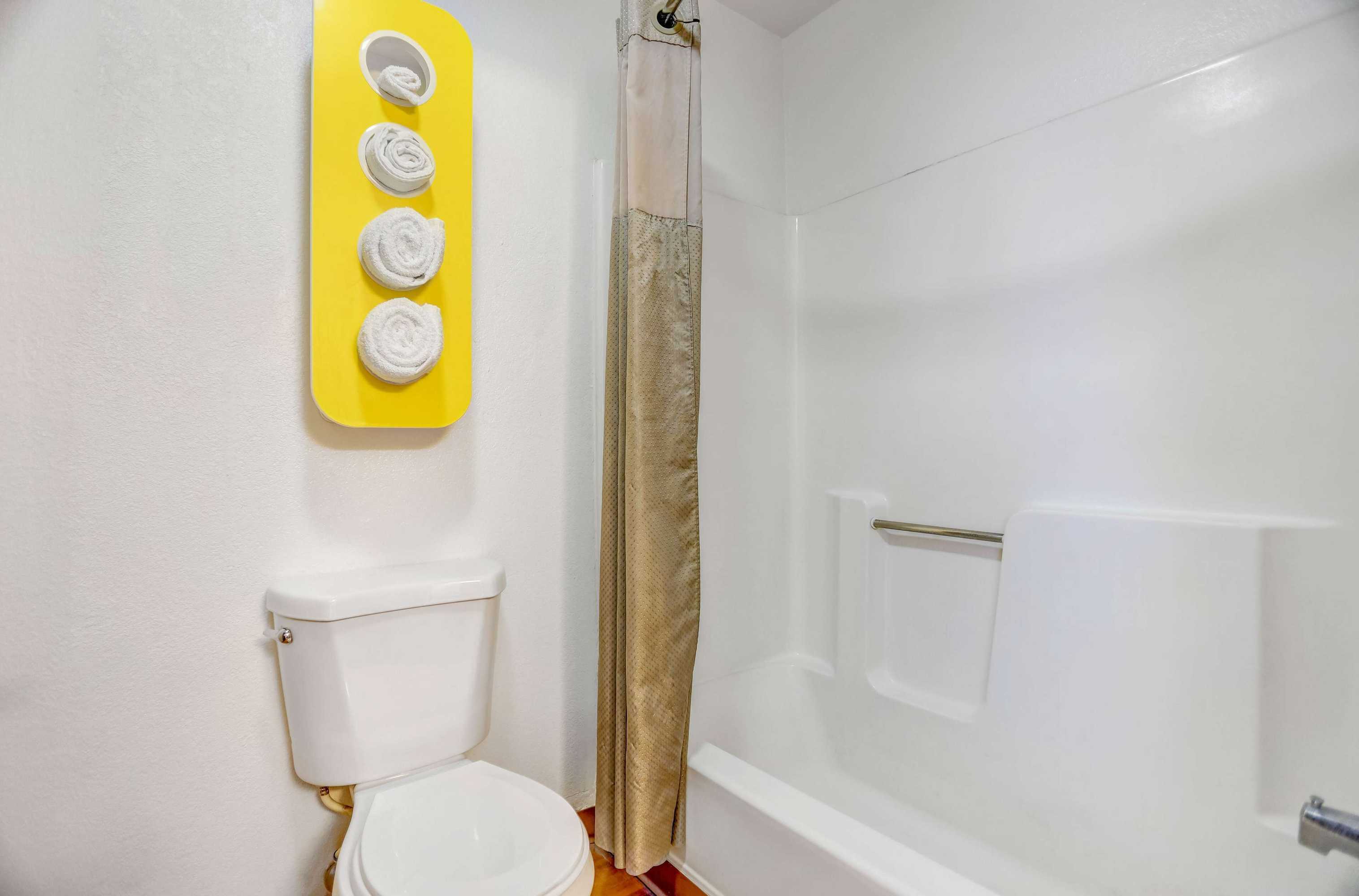 Gift card for Motel 6 Moriarty, NM