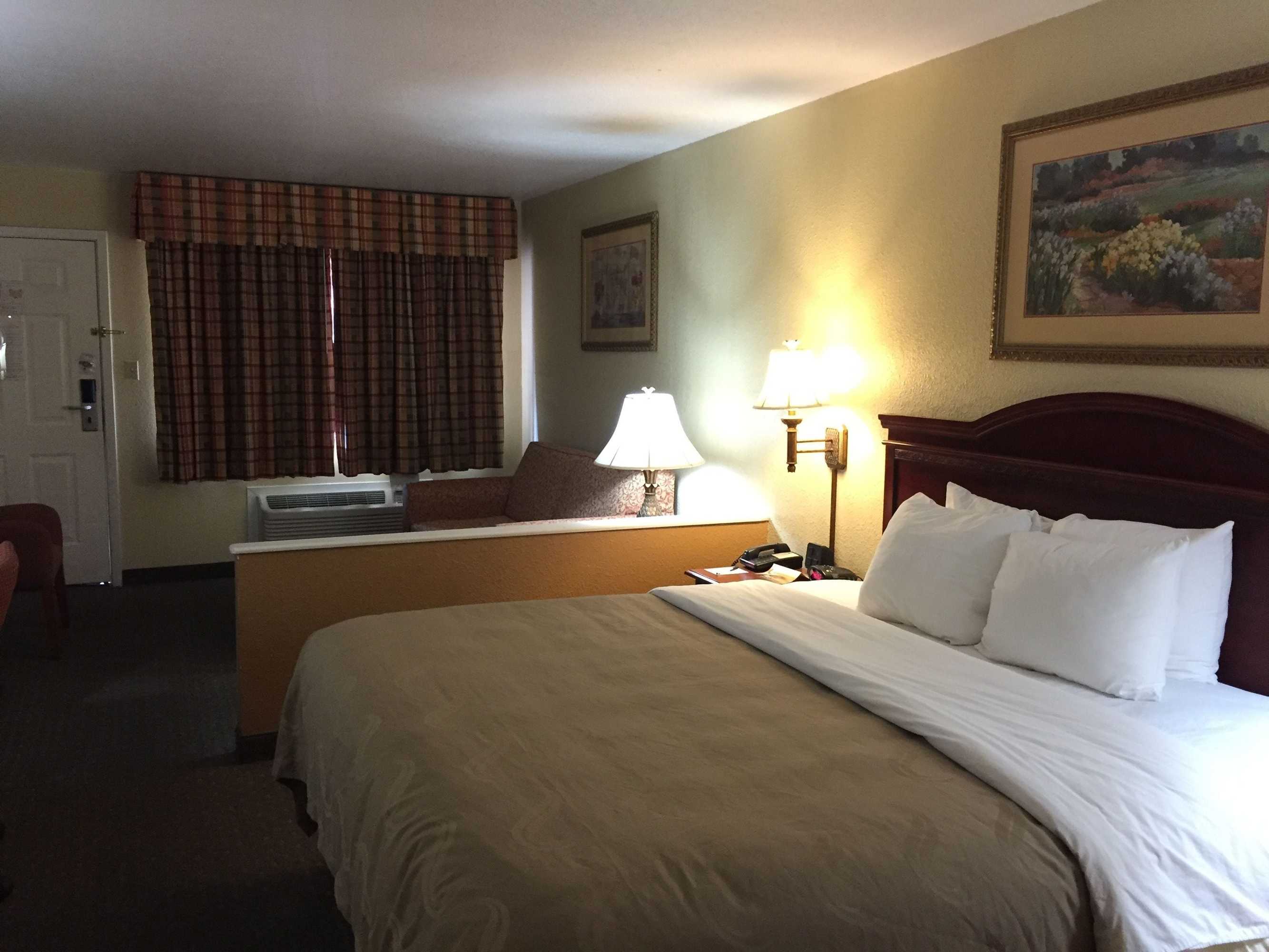 Gift card for Econo Lodge Inn & Suites Gift card for Econo Lodge Inn & Suites