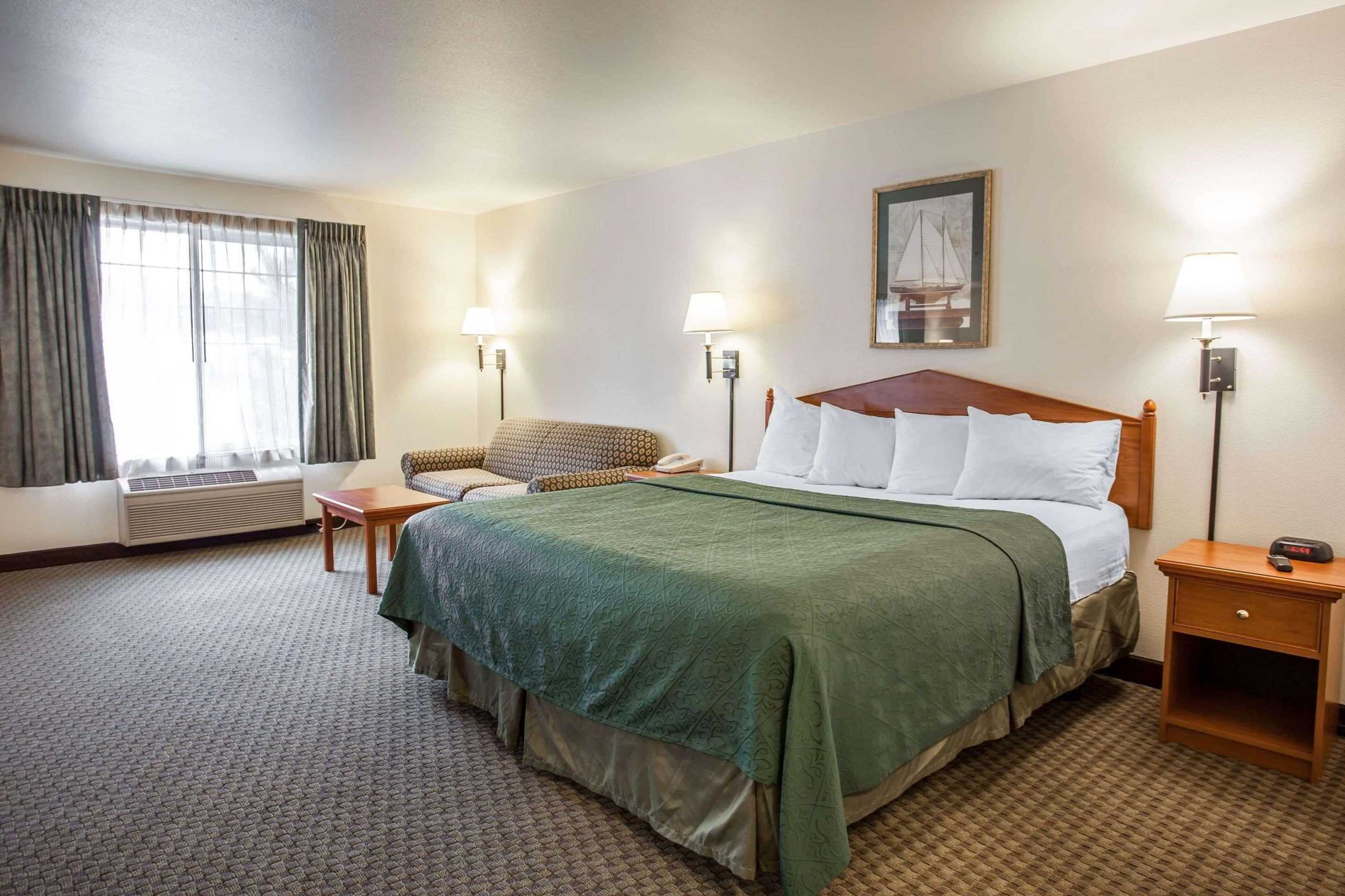 Gift card for Quality Inn & Suites Federal Way - Seattle Gift card for Quality Inn & Suites Federal Way - Seattle