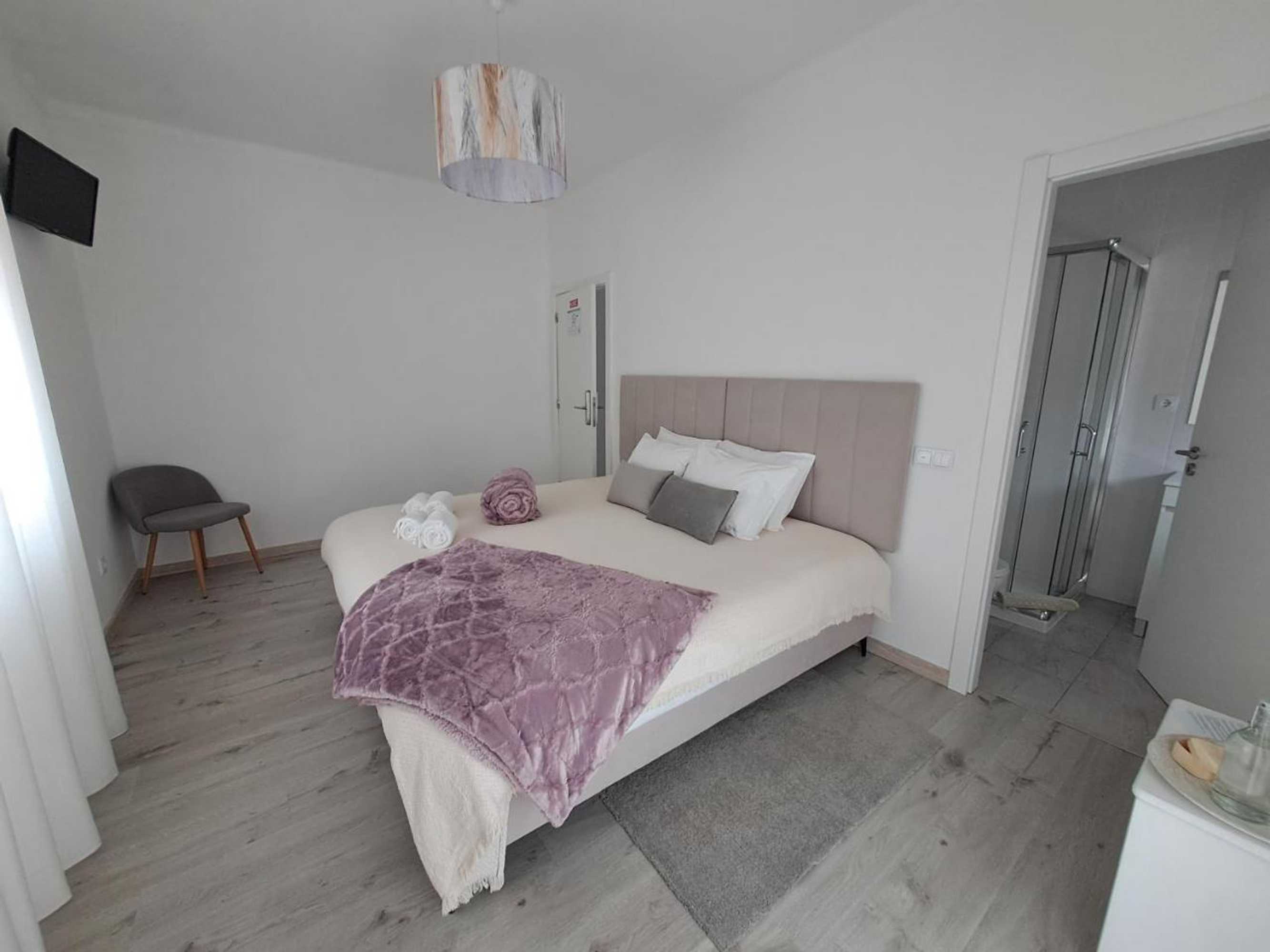 Gift card for Aroucehostel