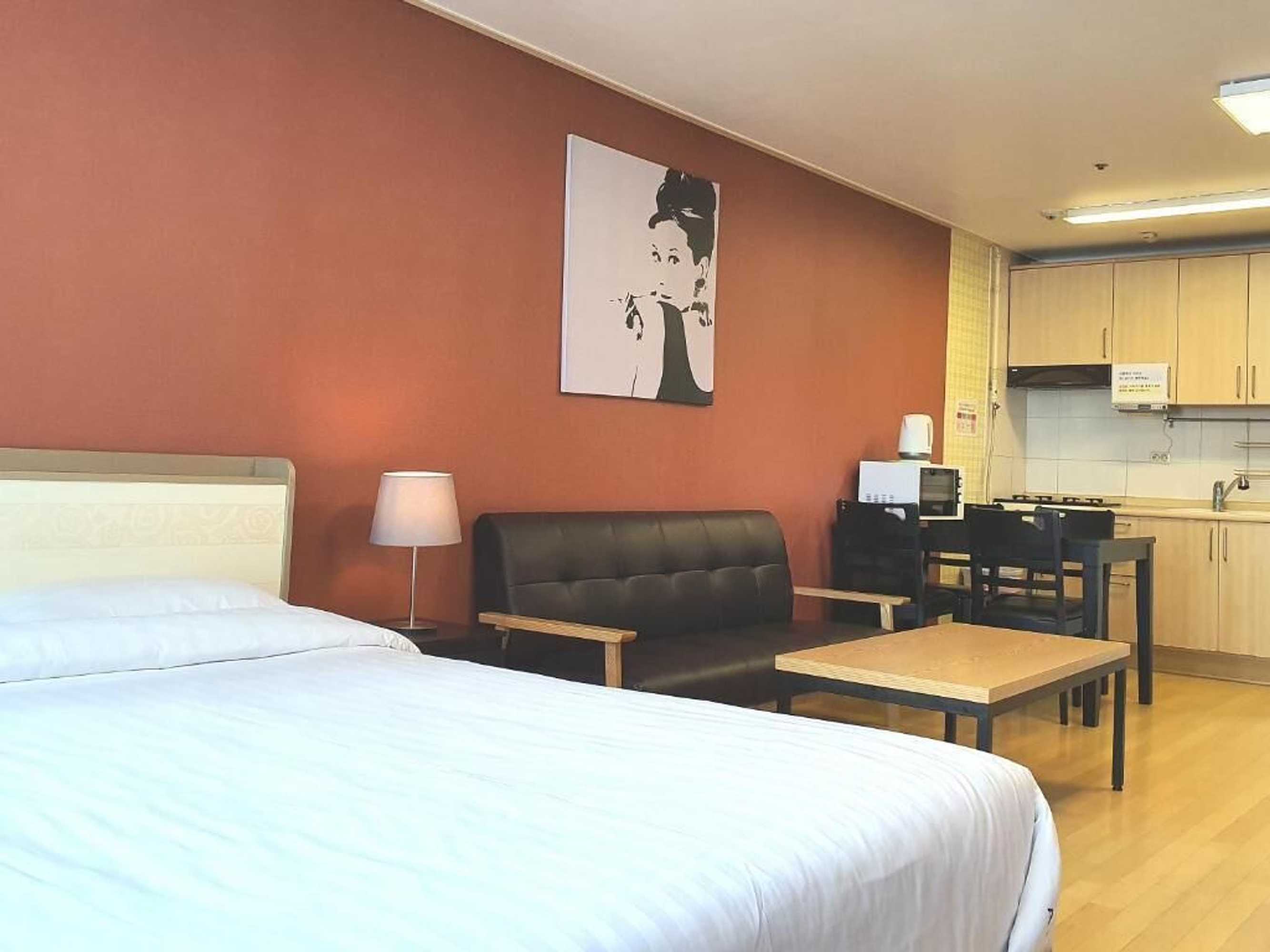 Gift card for Binch House