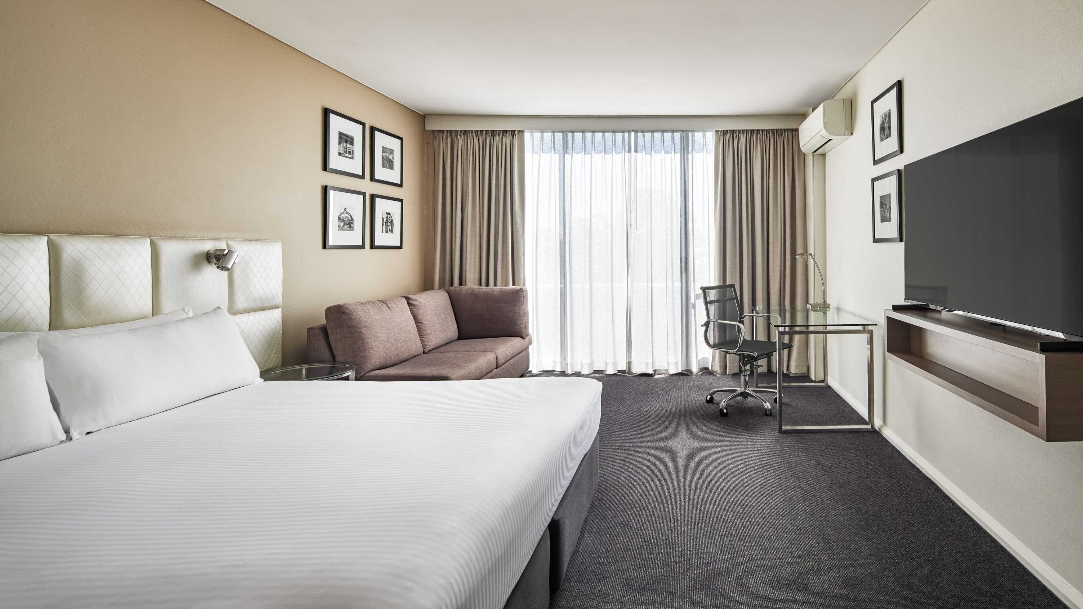 Gift card for Holiday Inn Warwick Farm by Ihg Gift card for Holiday Inn Warwick Farm by Ihg
