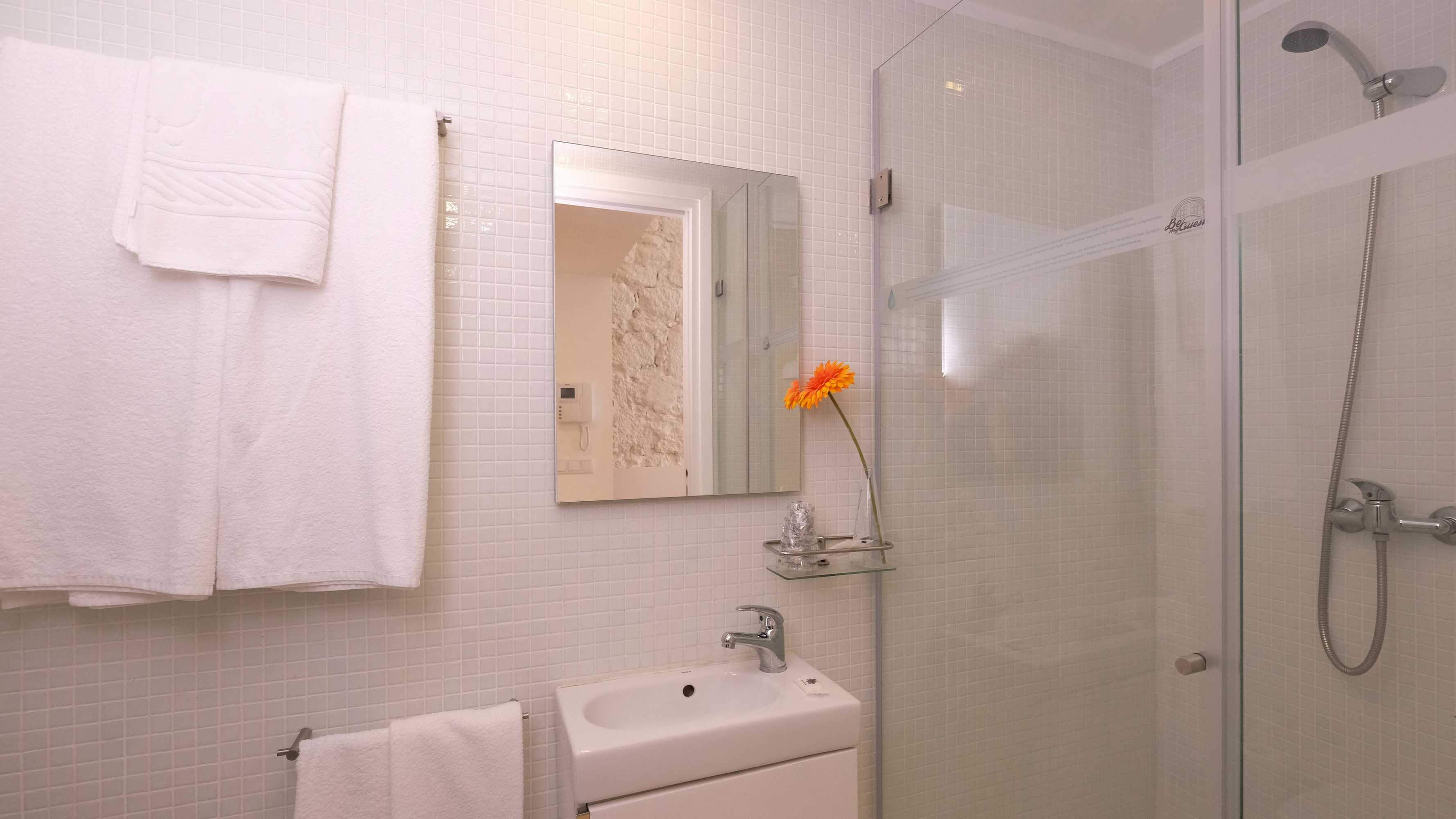 Gift card for Bemyguest - Loft Guest House Jardim Das Mães Charming