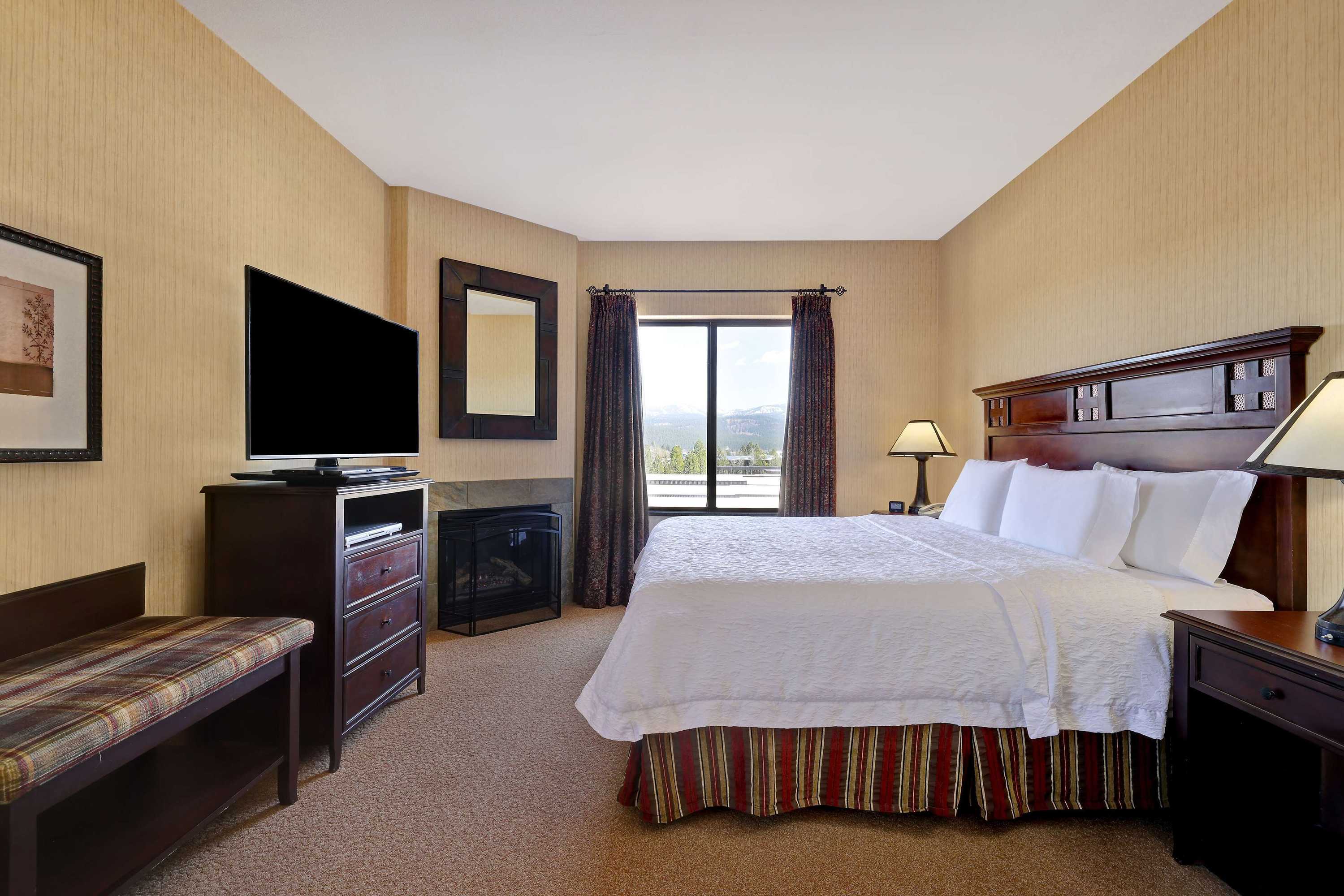 Gift card for Hampton Inn & Suites Tahoe-Truckee Gift card for Hampton Inn & Suites Tahoe-Truckee