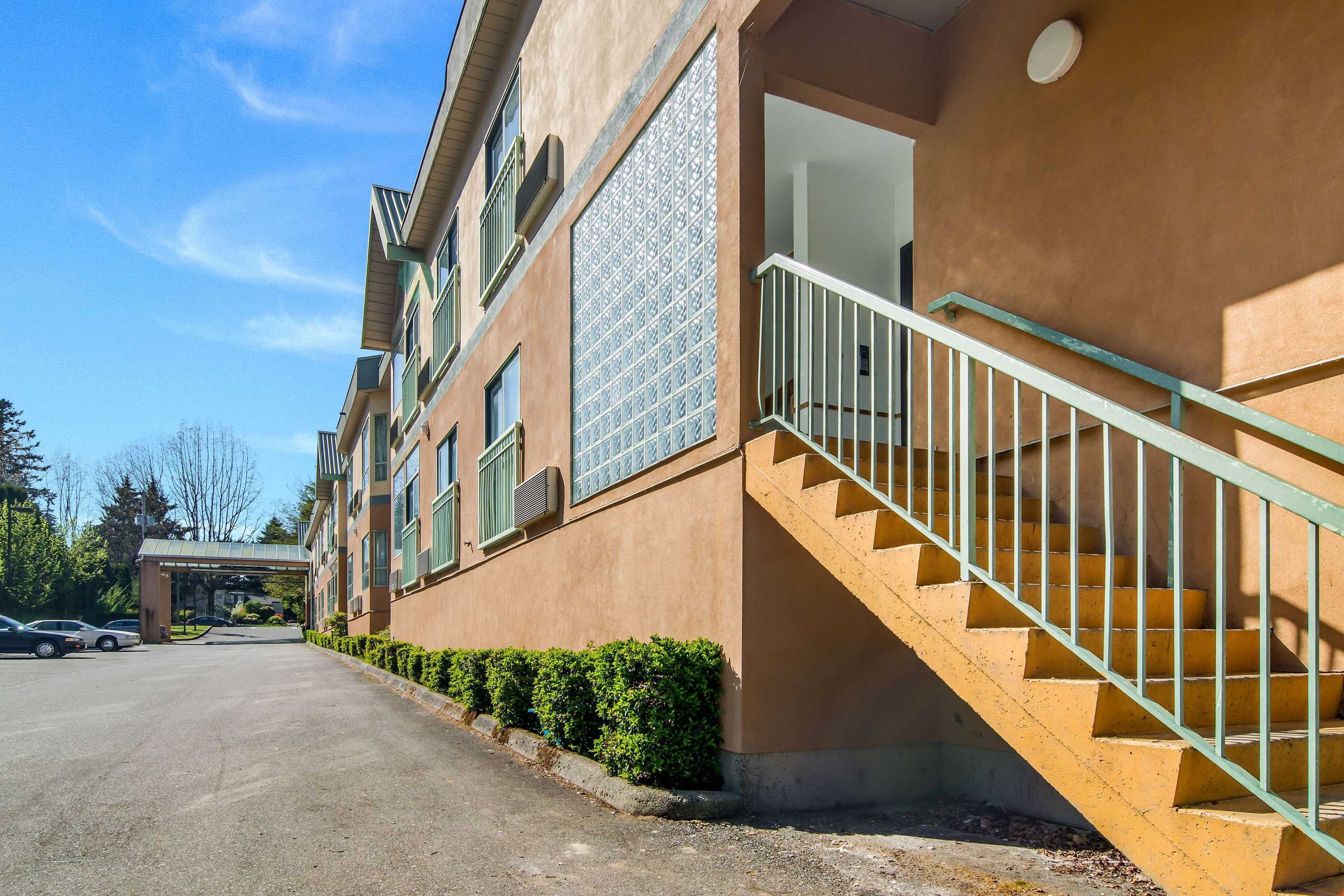 Gift card for Motel 6 Surrey, BC Gift card for Motel 6 Surrey, BC