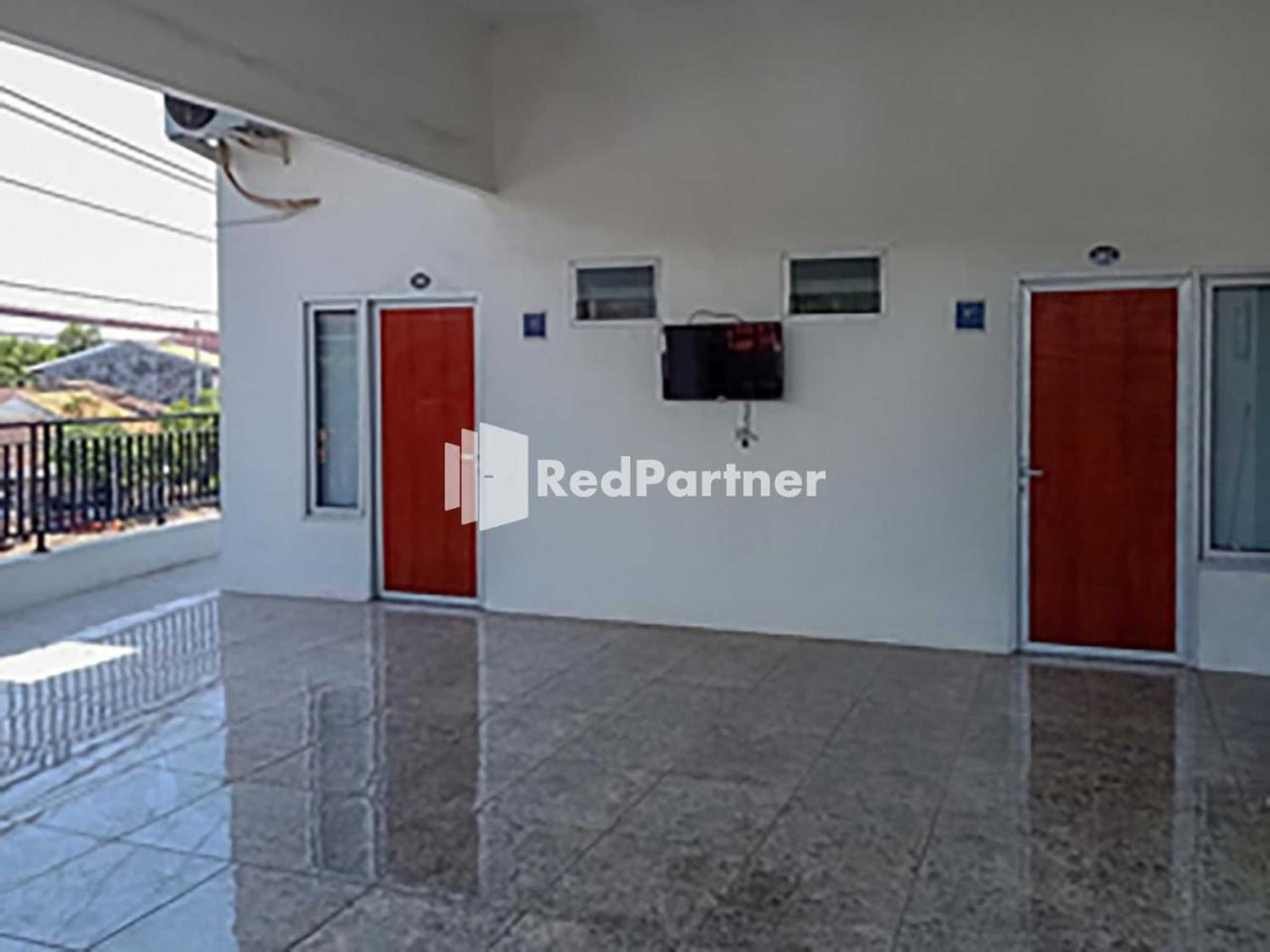 Gift card for Hotel Trikatu Kendal Near Taman Kota Weleri Mitra Reddoorz Gift card for Hotel Trikatu Kendal Near Taman Kota Weleri Mitra Reddoorz