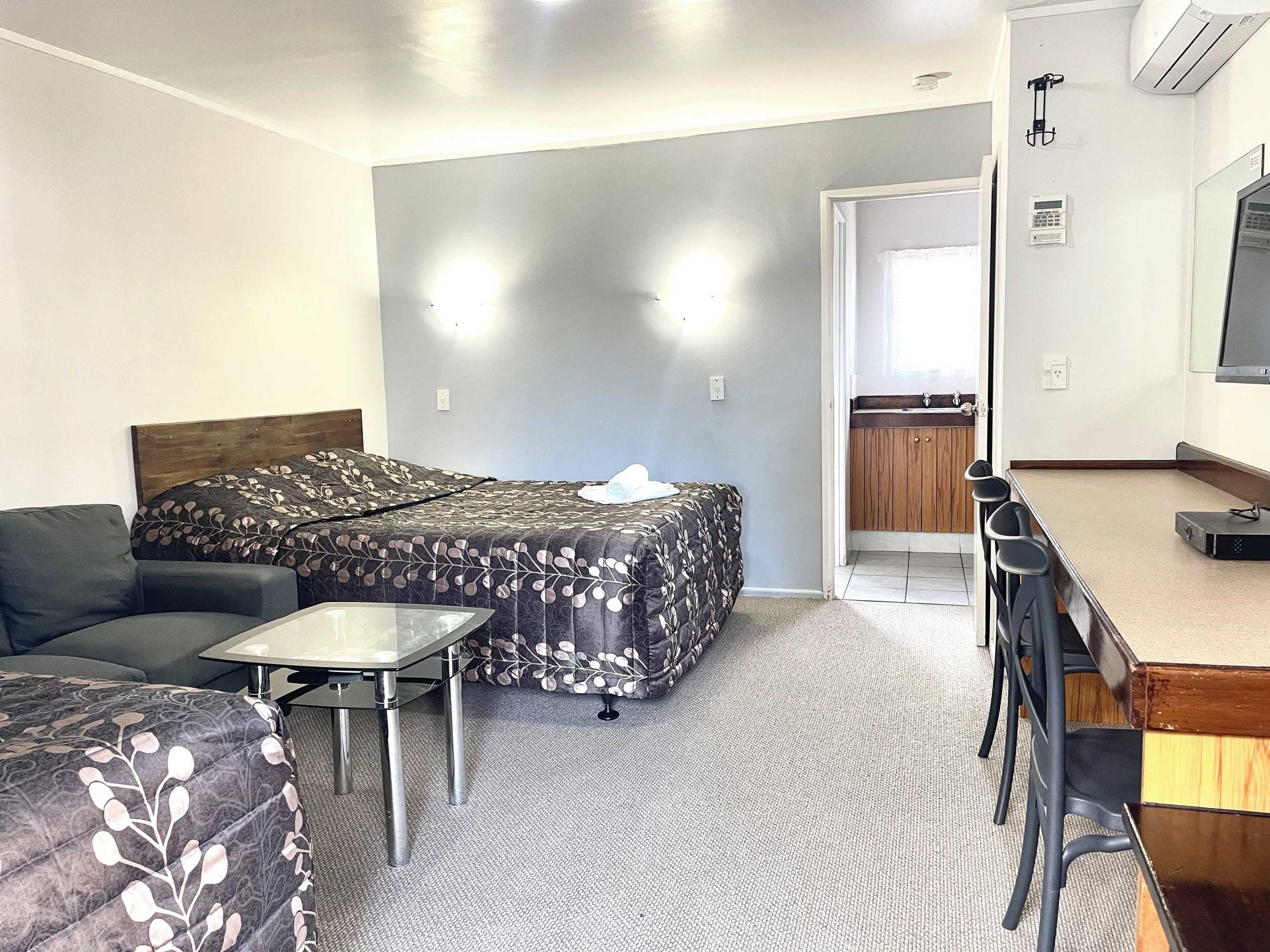 Gift card for Papakura Pioneer Motor Lodge And Motel Gift card for Papakura Pioneer Motor Lodge And Motel