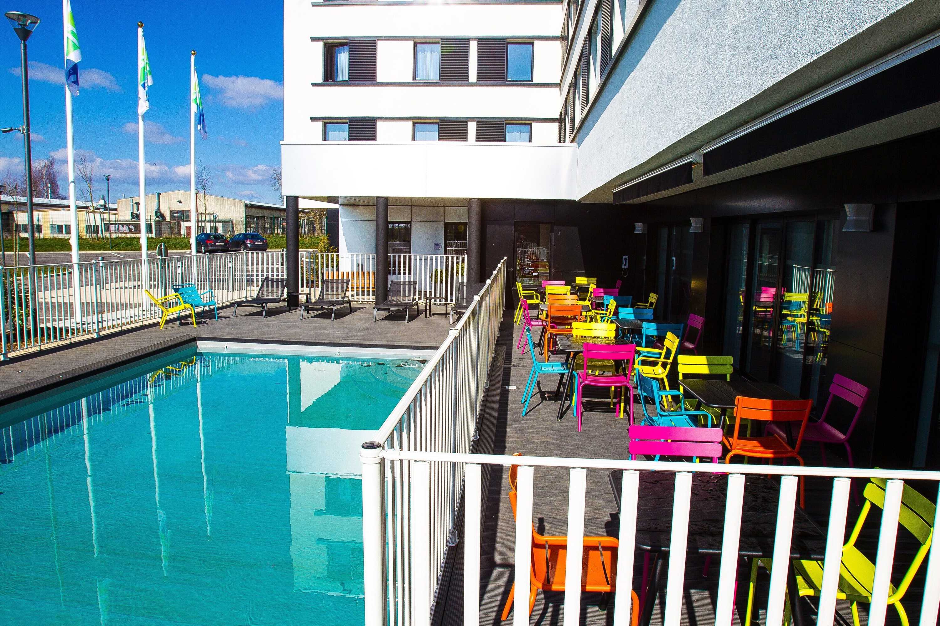 Gift card for Holiday Inn Express Dijon by Ihg Gift card for Holiday Inn Express Dijon by Ihg