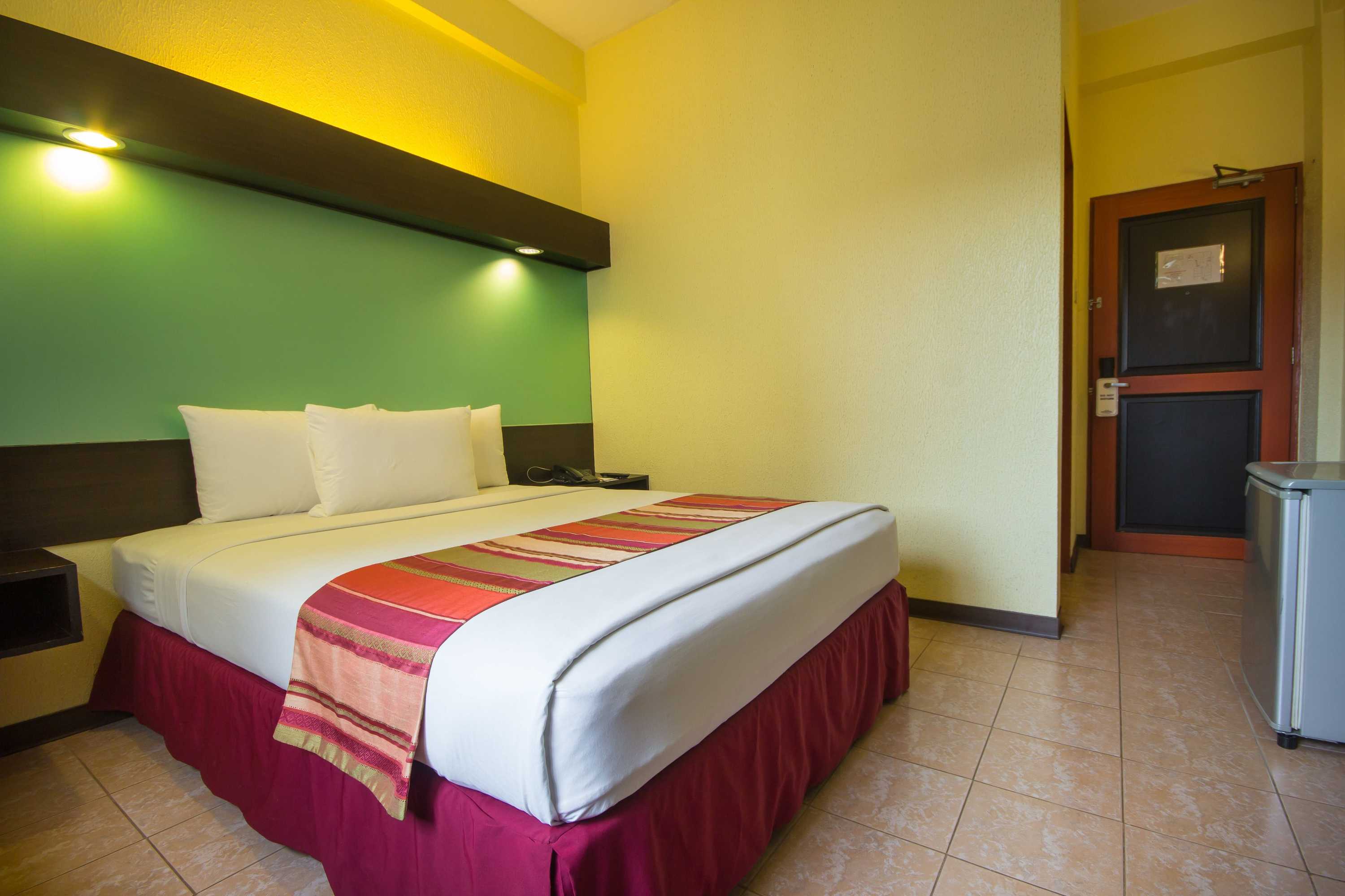 Gift card for Microtel by Wyndham Batangas Gift card for Microtel by Wyndham Batangas