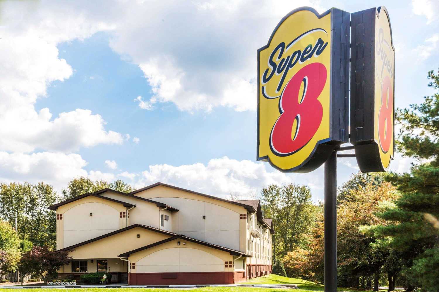 Gift card for Super 8 by Wyndham East Stroudsburg/poconos