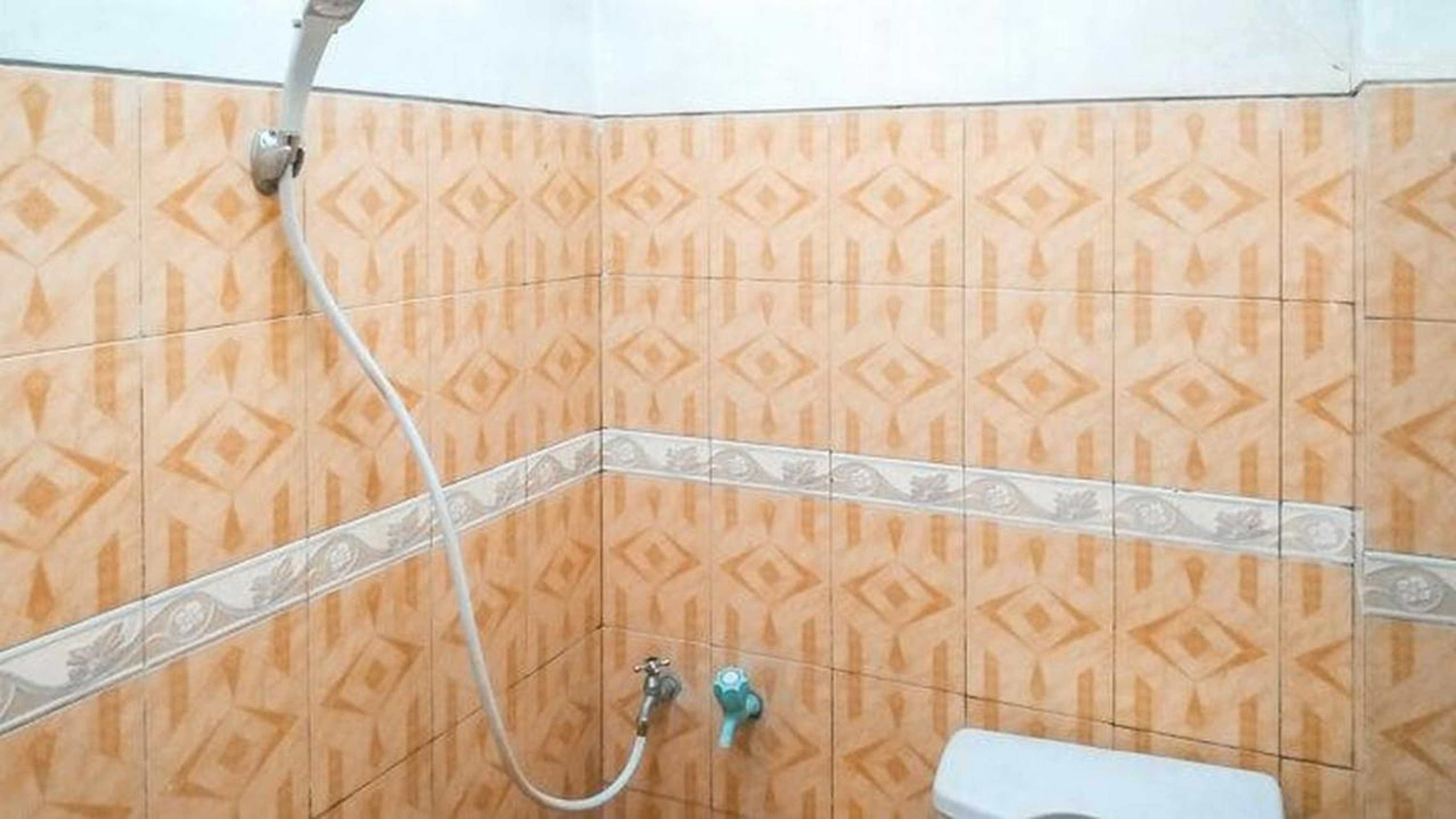 Gift card for Villa Al Barokah Syariah Family Mitra Reddoorz Near Sarangan Lake