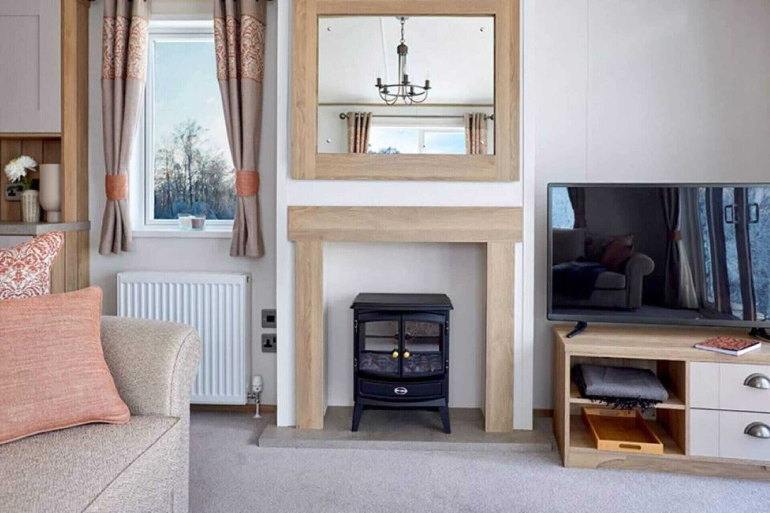 Gift card for Captivating Bluebell Lodge 2-Bed Cotswolds Caravan Gift card for Captivating Bluebell Lodge 2-Bed Cotswolds Caravan