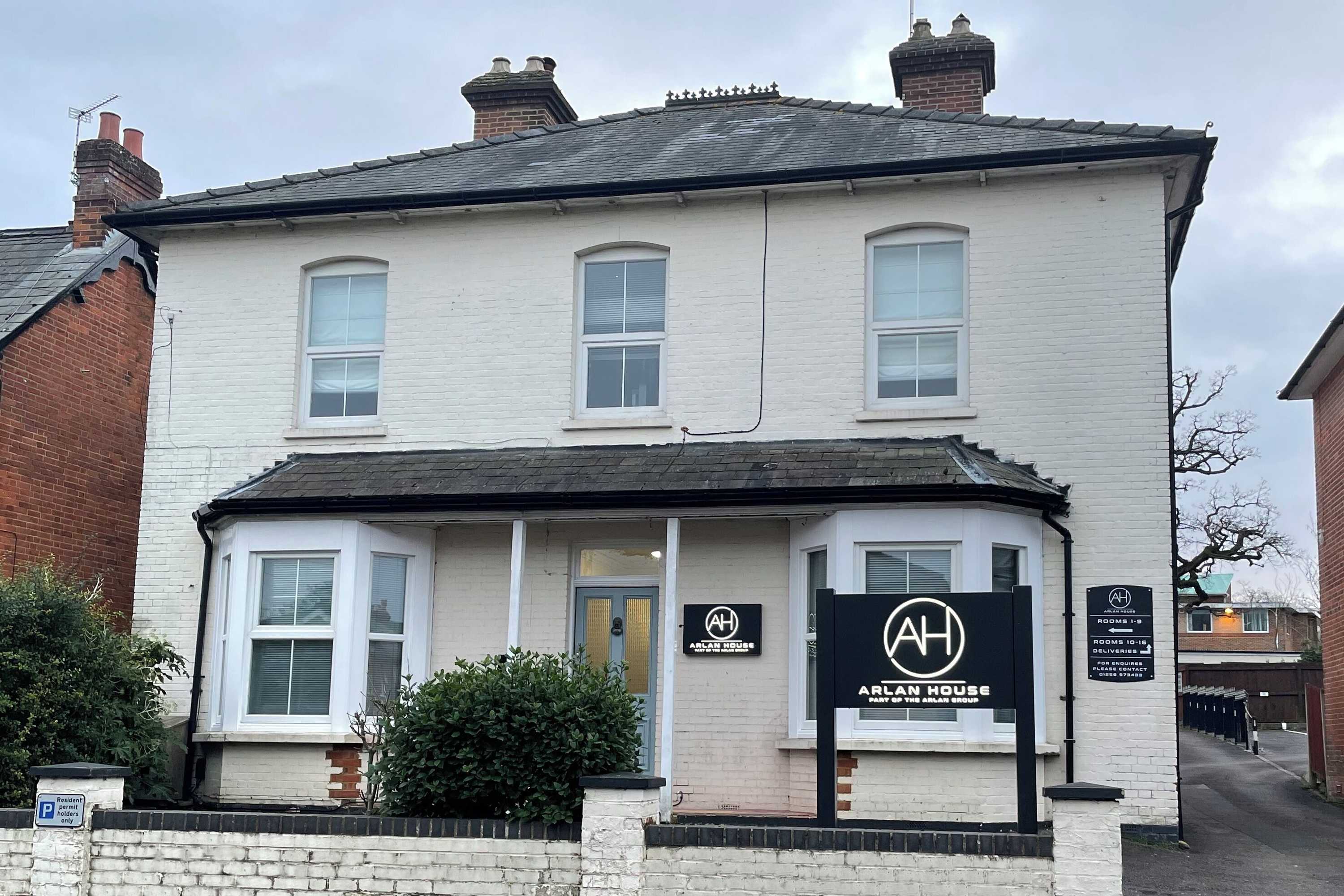 Gift card for Arlan House, Central Basingstoke Hotel Gift card for Arlan House, Central Basingstoke Hotel