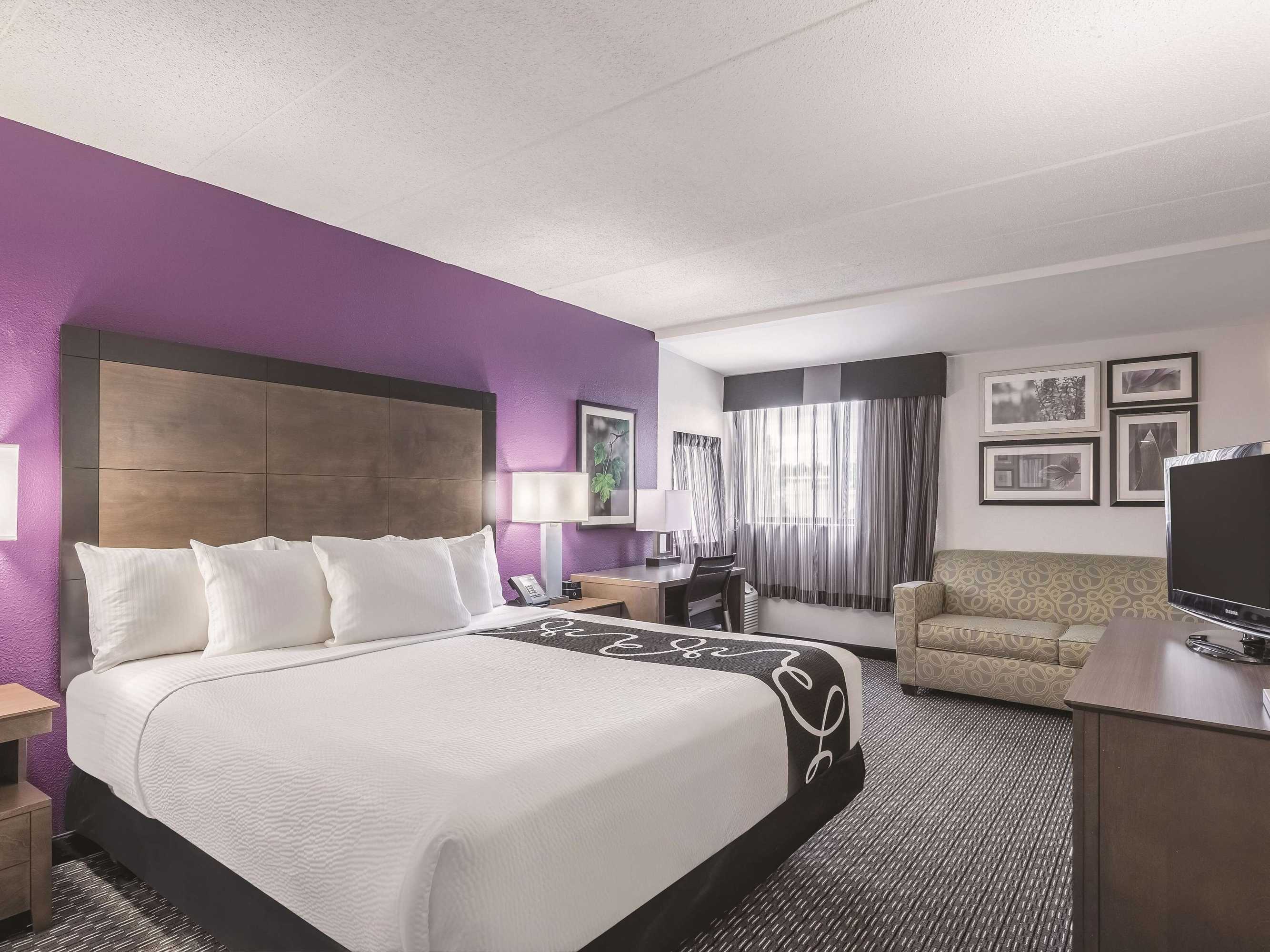 Gift card for La Quinta Inn & Suites by Wyndham Salem NH Gift card for La Quinta Inn & Suites by Wyndham Salem NH