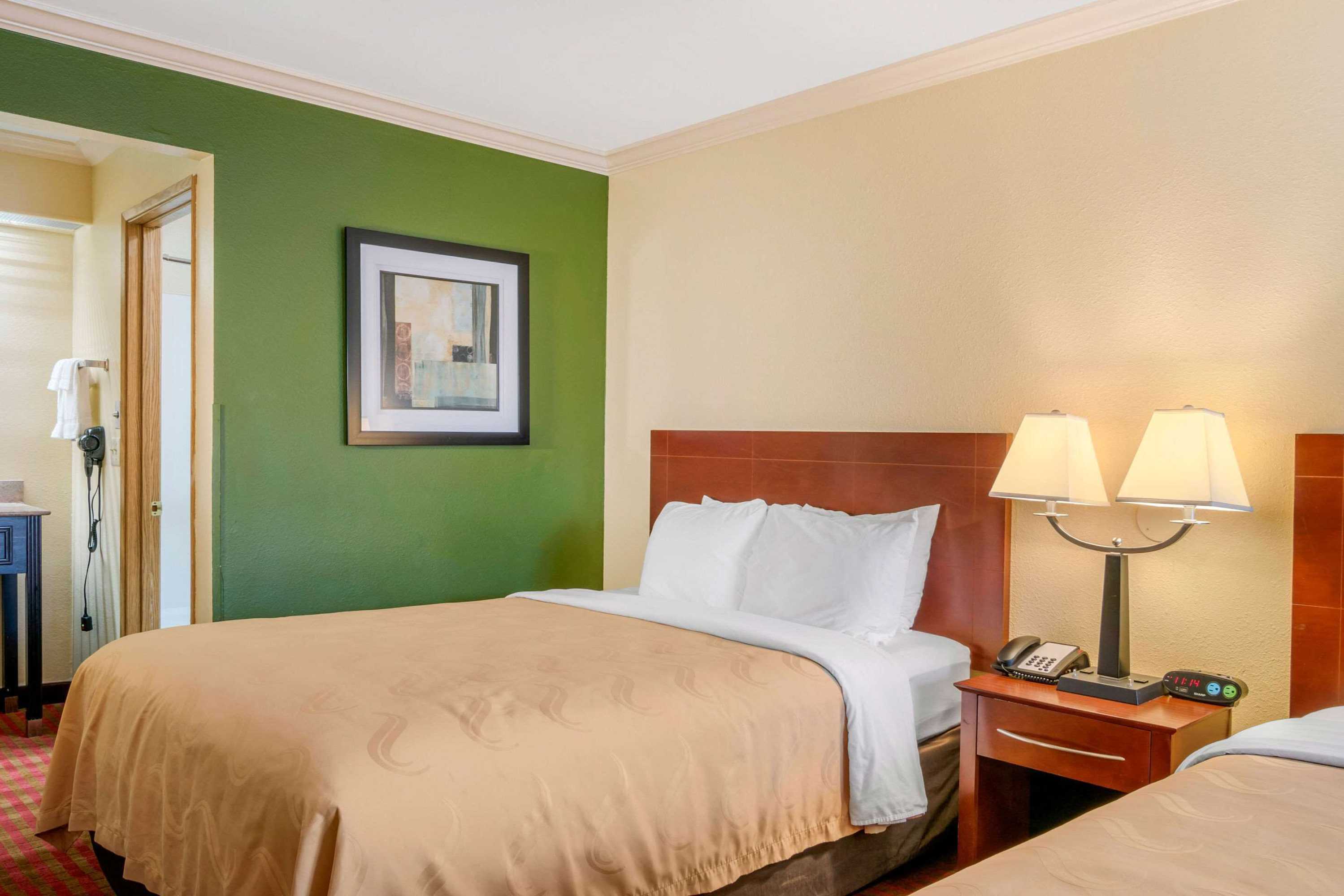 Gift card for Quality Inn Klamath Falls - Crater Lake Gateway Gift card for Quality Inn Klamath Falls - Crater Lake Gateway
