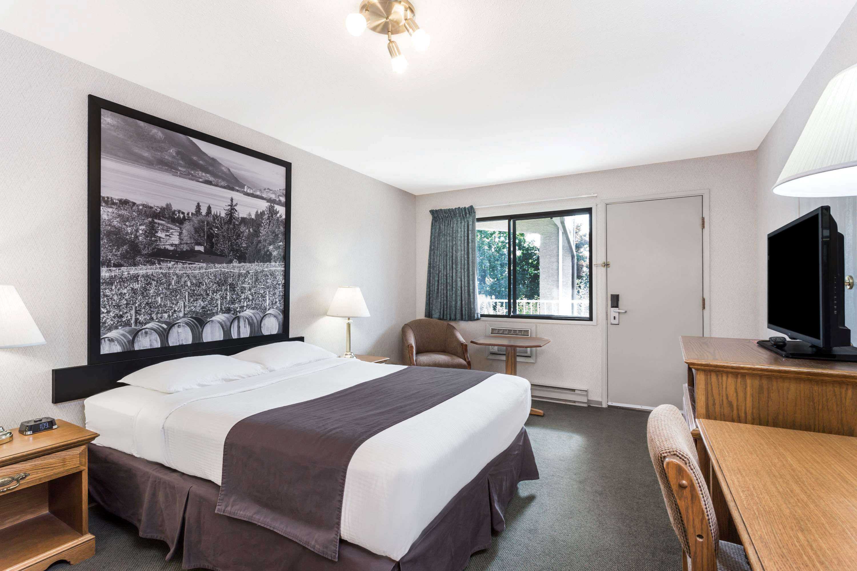 Gift card for Super 8 by Wyndham Kelowna BC Gift card for Super 8 by Wyndham Kelowna BC