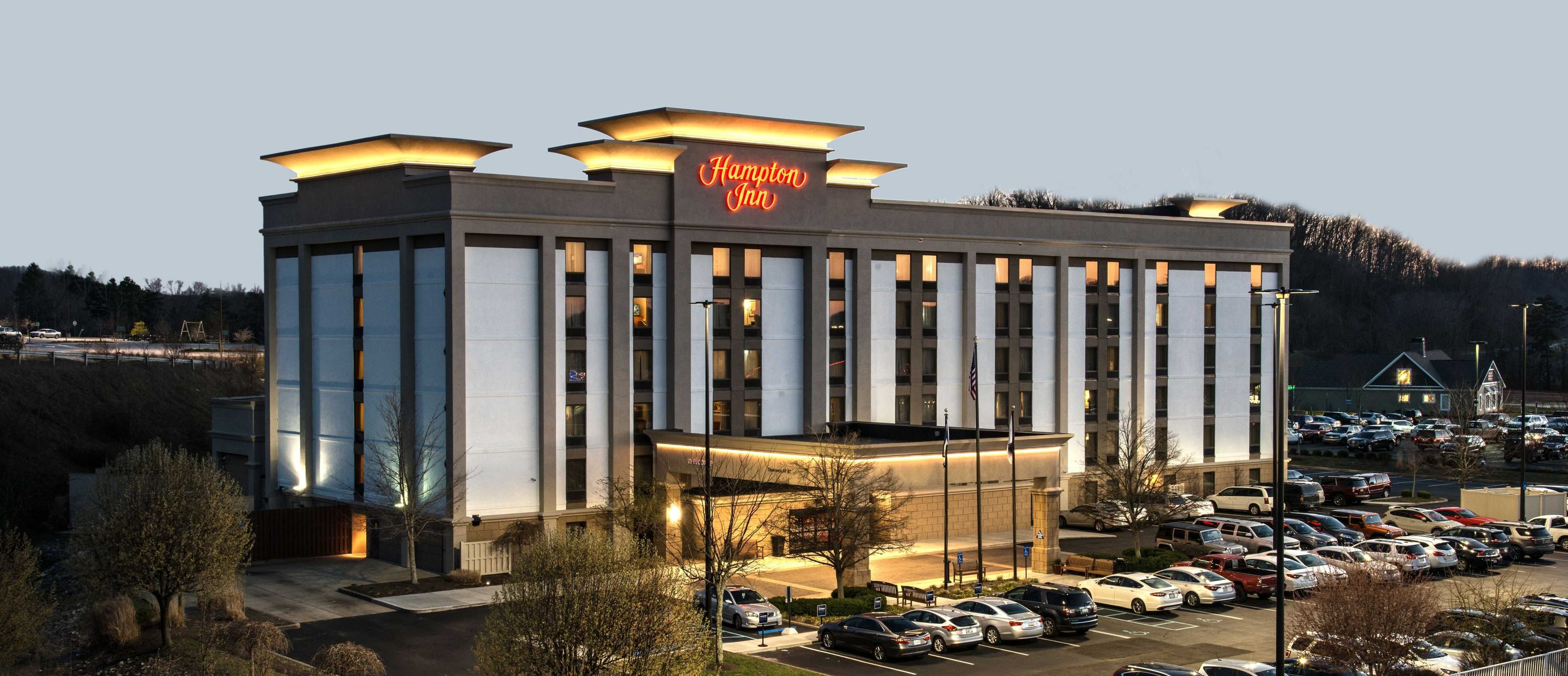 Gift card for Hampton Inn Charleston-Southridge Gift card for Hampton Inn Charleston-Southridge