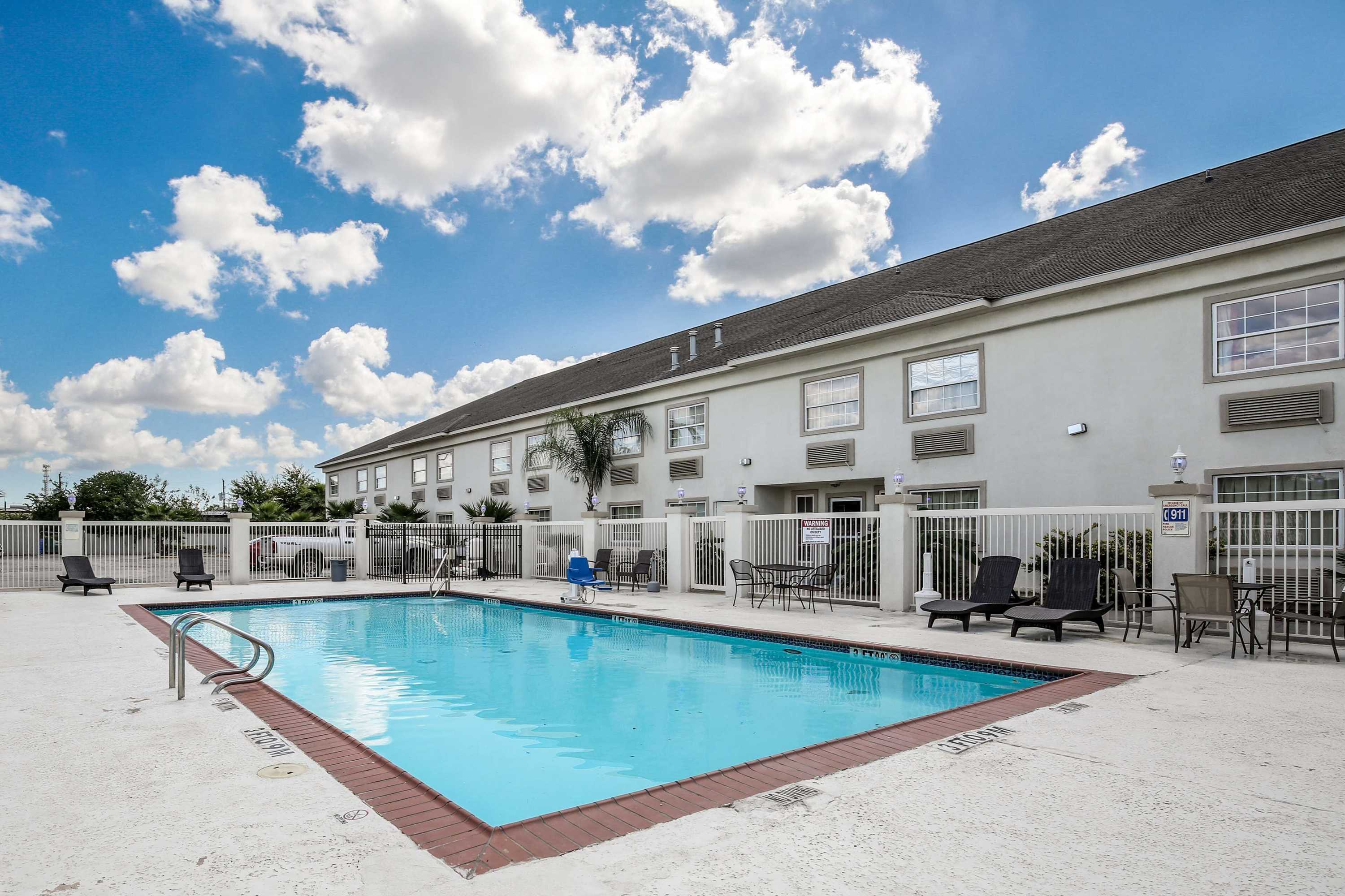 Gift card for Motel 6 Pasadena, TX Gift card for Motel 6 Pasadena, TX