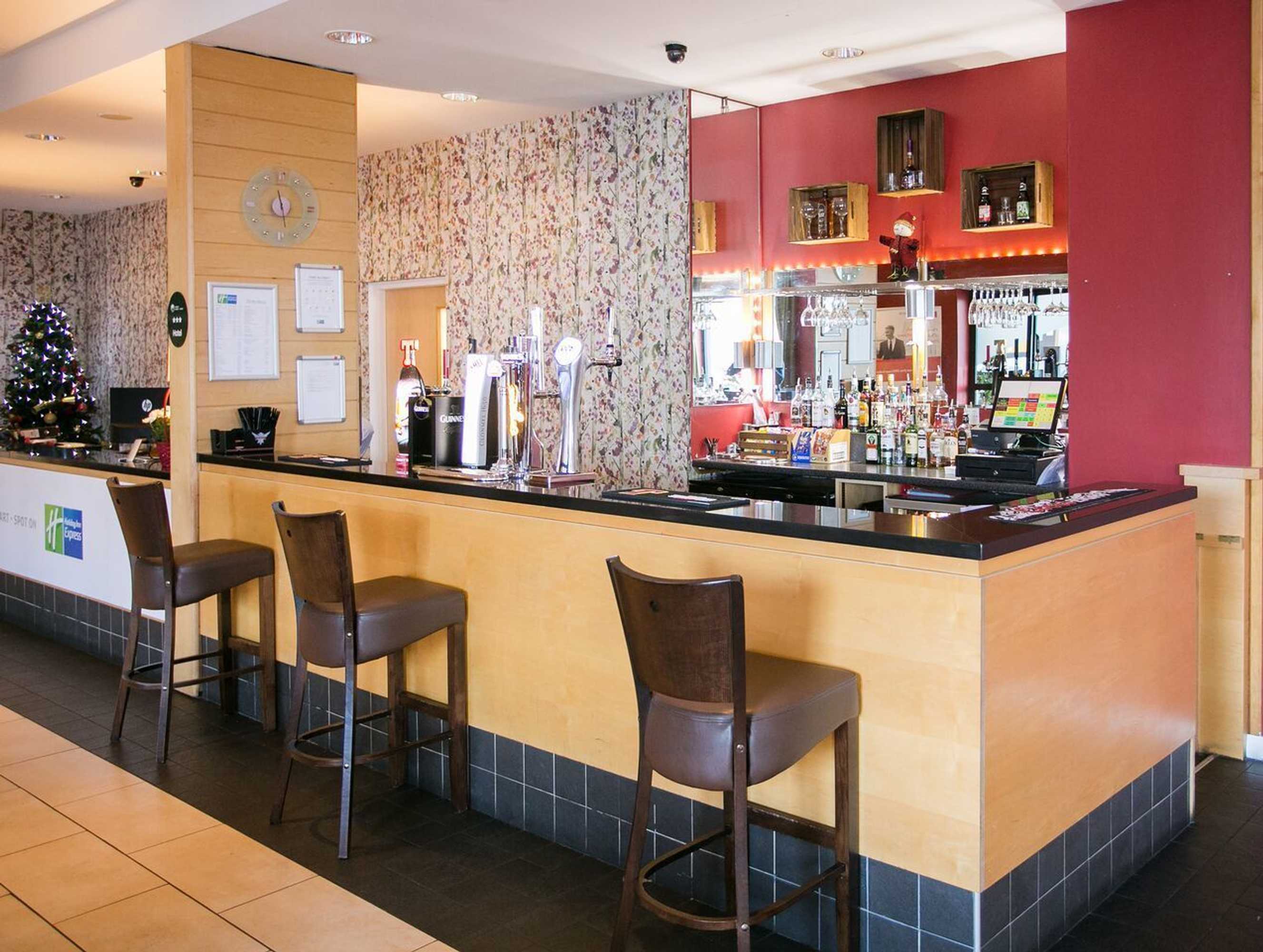 Gift card for Holiday Inn Express Antrim by Ihg Gift card for Holiday Inn Express Antrim by Ihg