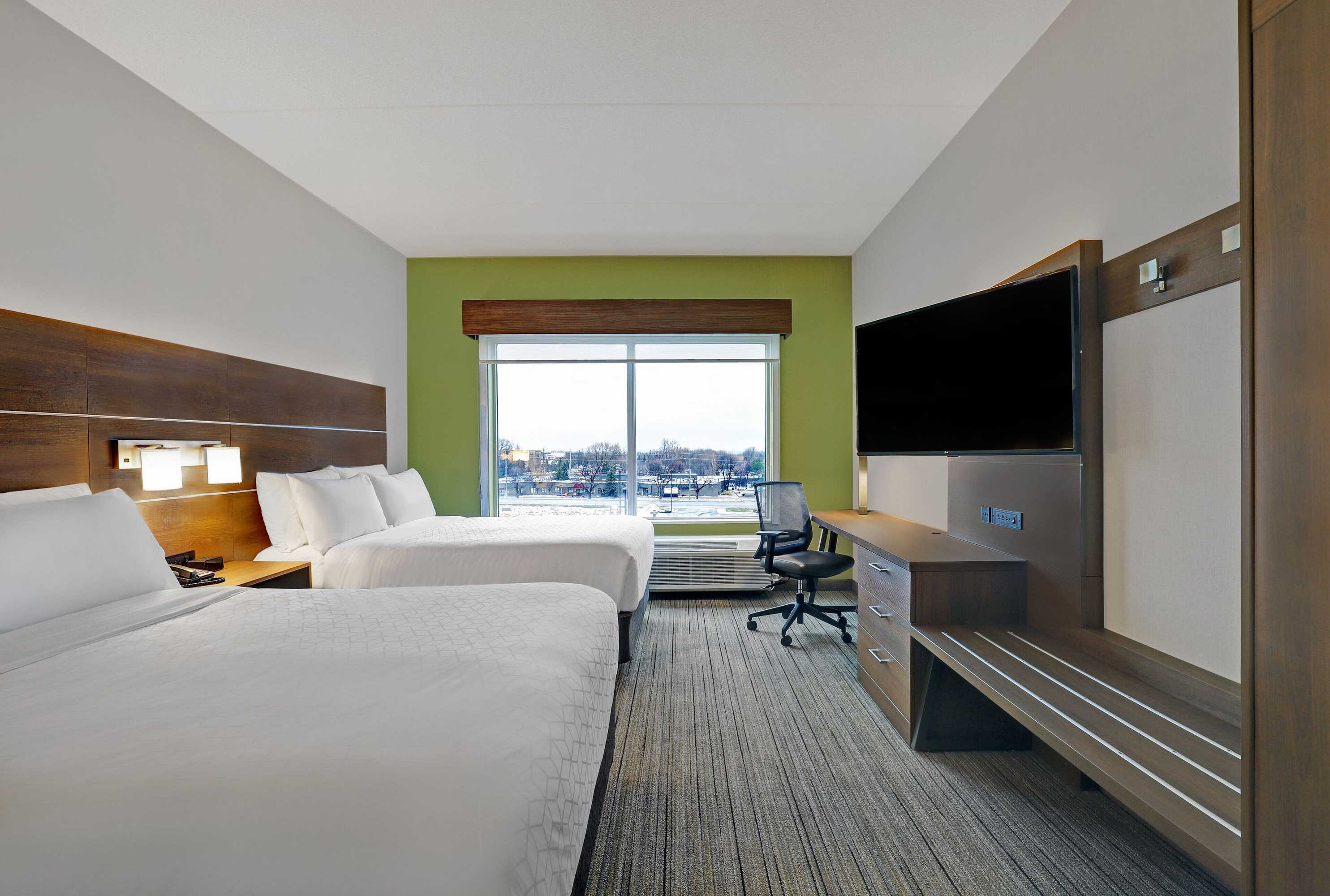 Gift card for Holiday Inn Express & Suites Collingwood by Ihg Gift card for Holiday Inn Express & Suites Collingwood by Ihg