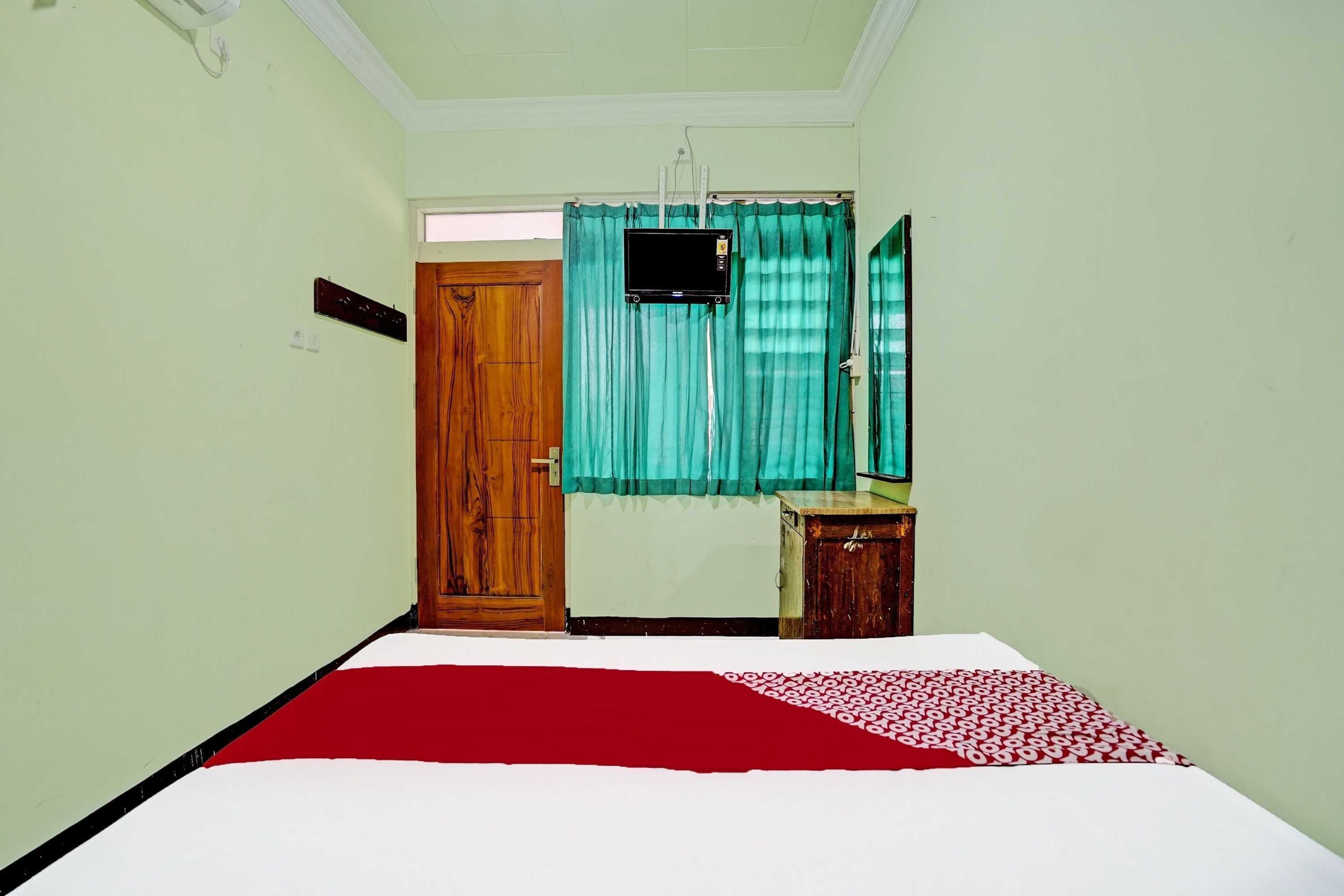 Gift card for Oyo 2708 Hotel Kemuning Syariah Gift card for Oyo 2708 Hotel Kemuning Syariah