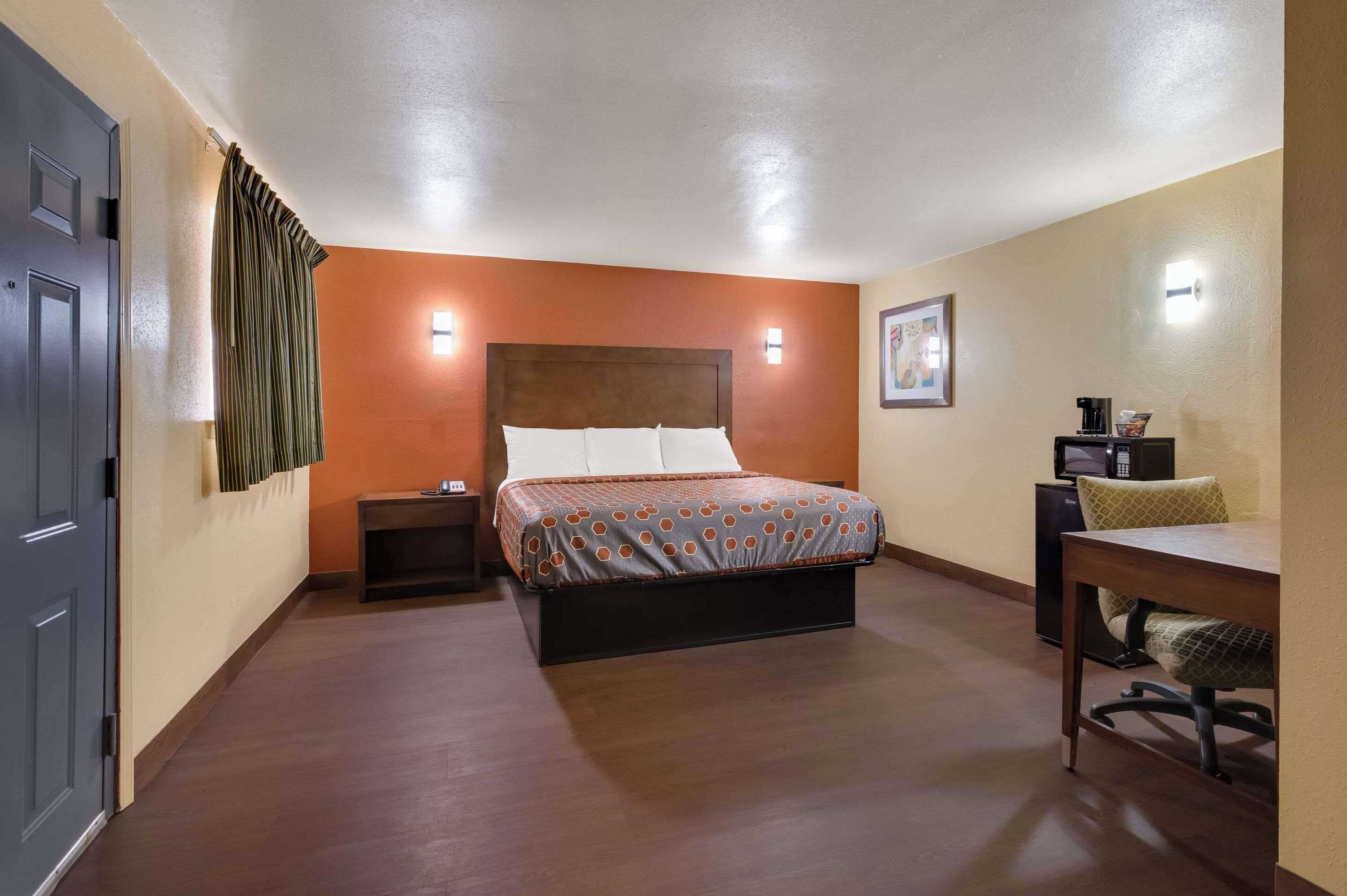Gift card for Rodeway Inn & Suites East Gift card for Rodeway Inn & Suites East