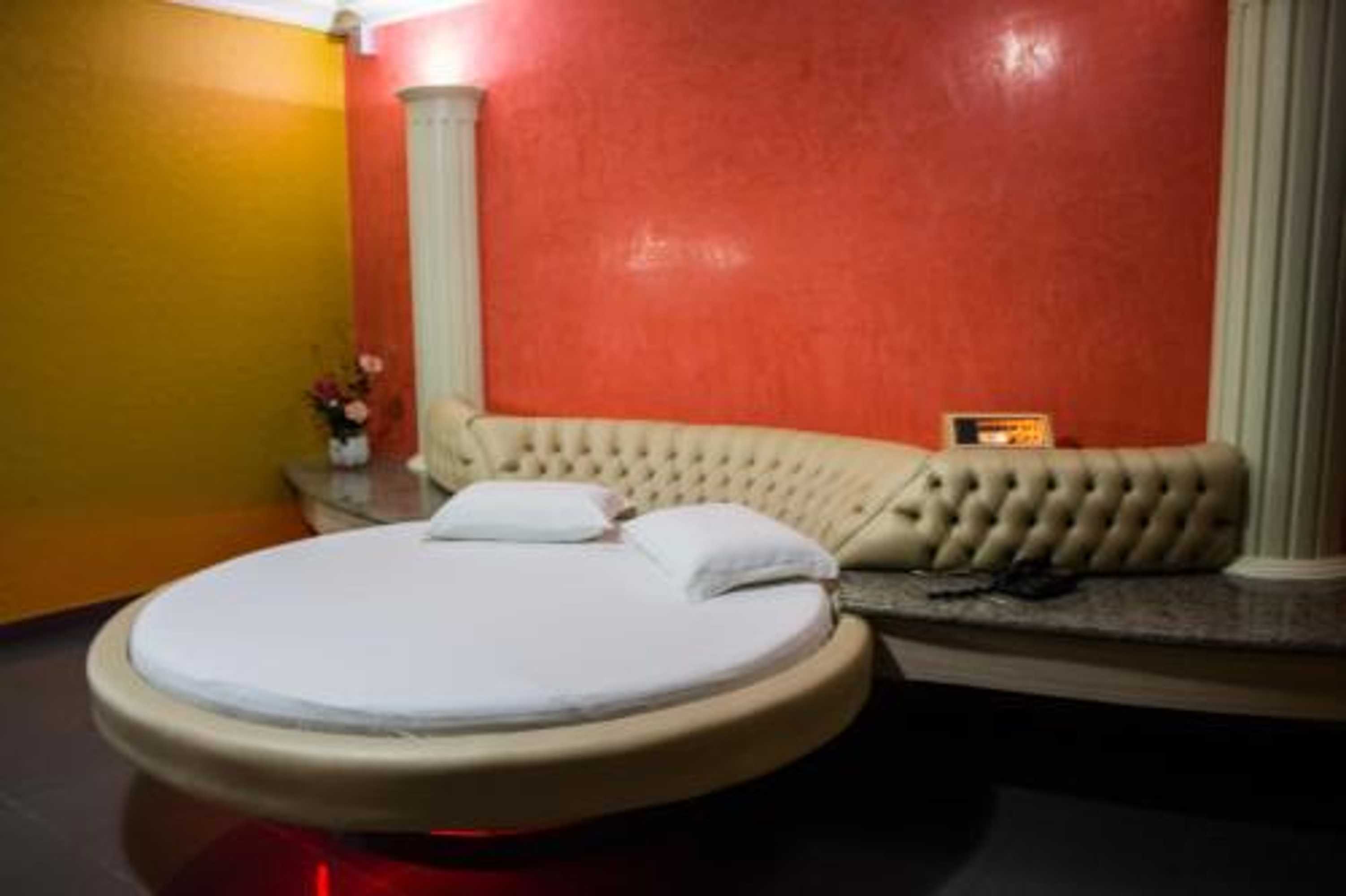 Gift card for Shanadu Motel (adults Only) Gift card for Shanadu Motel (adults Only)
