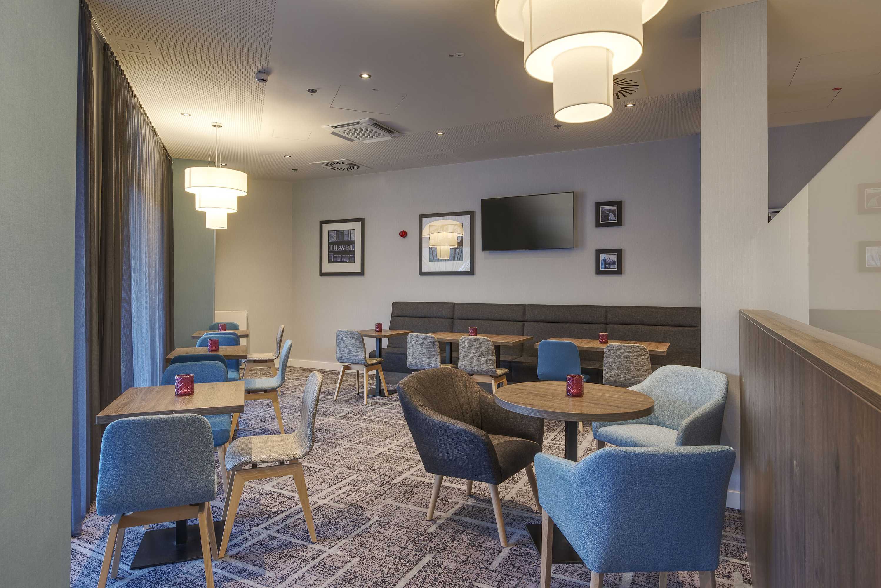 Gift card for Hampton by Hilton Stuttgart City Centre Gift card for Hampton by Hilton Stuttgart City Centre