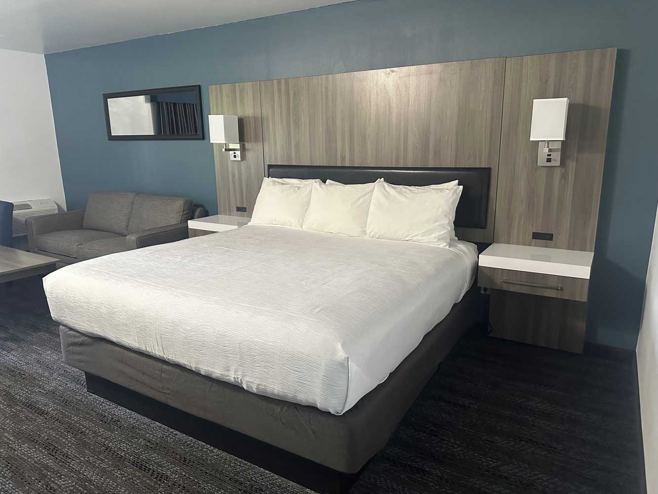 Gift card for Oyster Bay Inn & Suites Gift card for Oyster Bay Inn & Suites