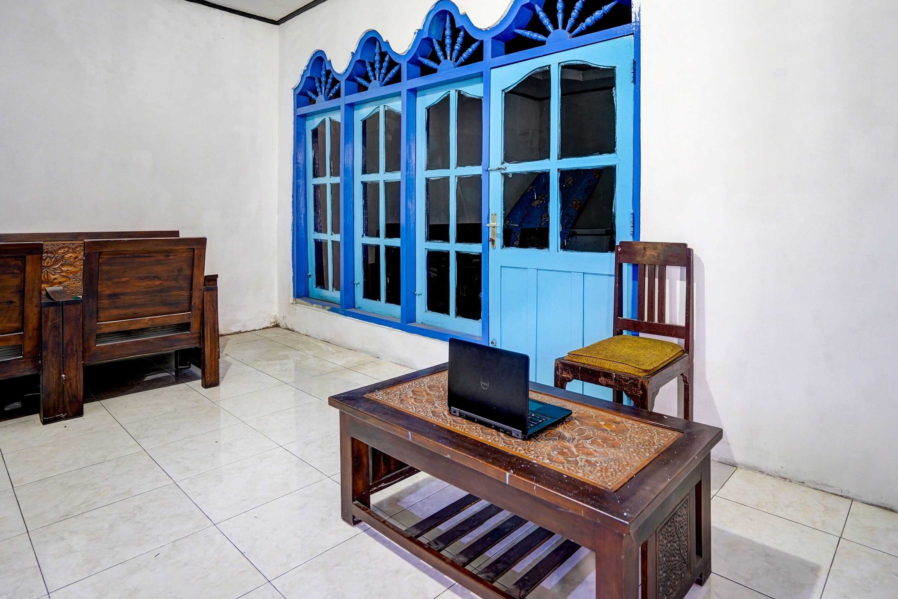 Gift card for Spot ON 92595 Umi Homestay Syariah Gift card for Spot ON 92595 Umi Homestay Syariah