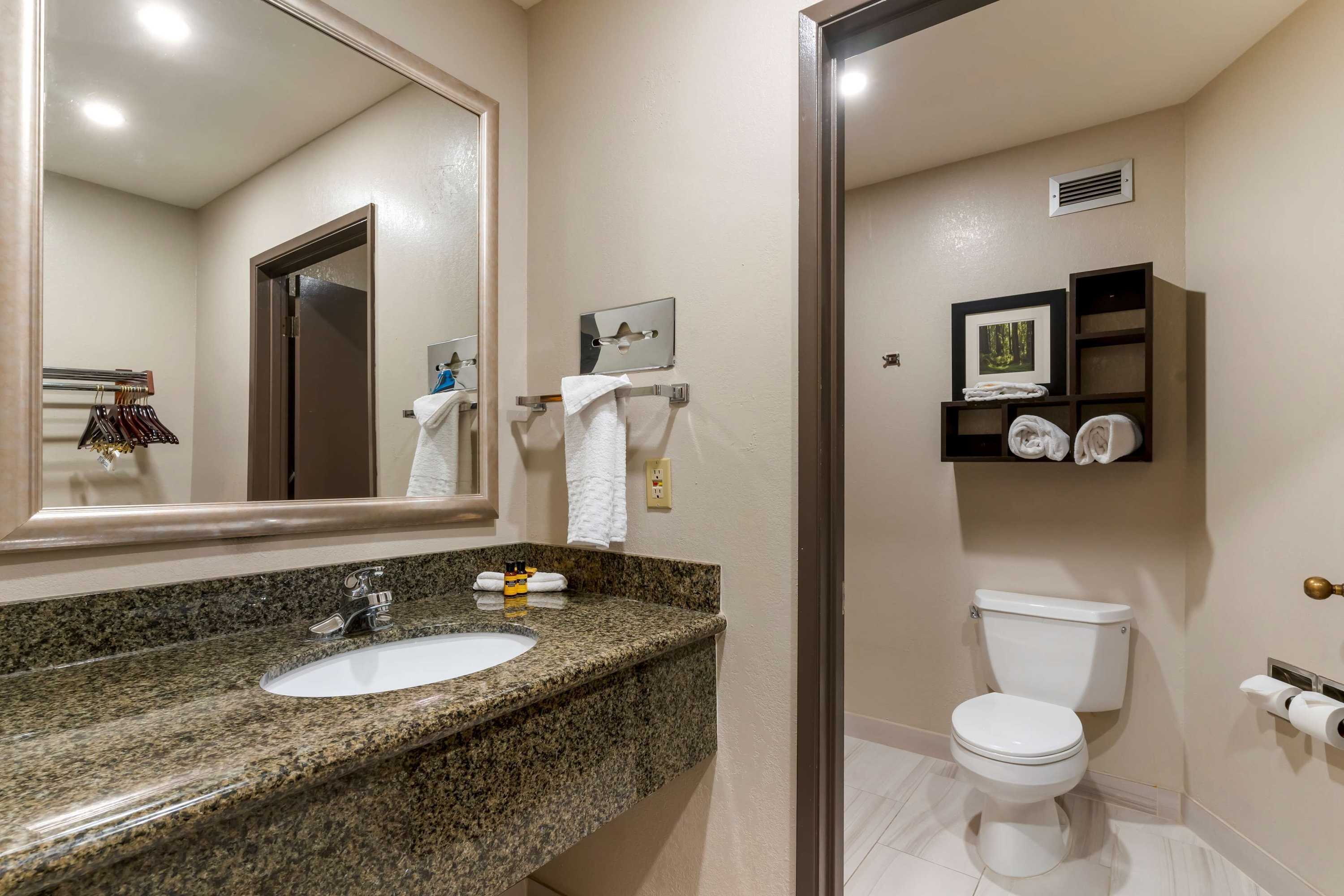 Gift card for Best Western Plus Forest Park Inn